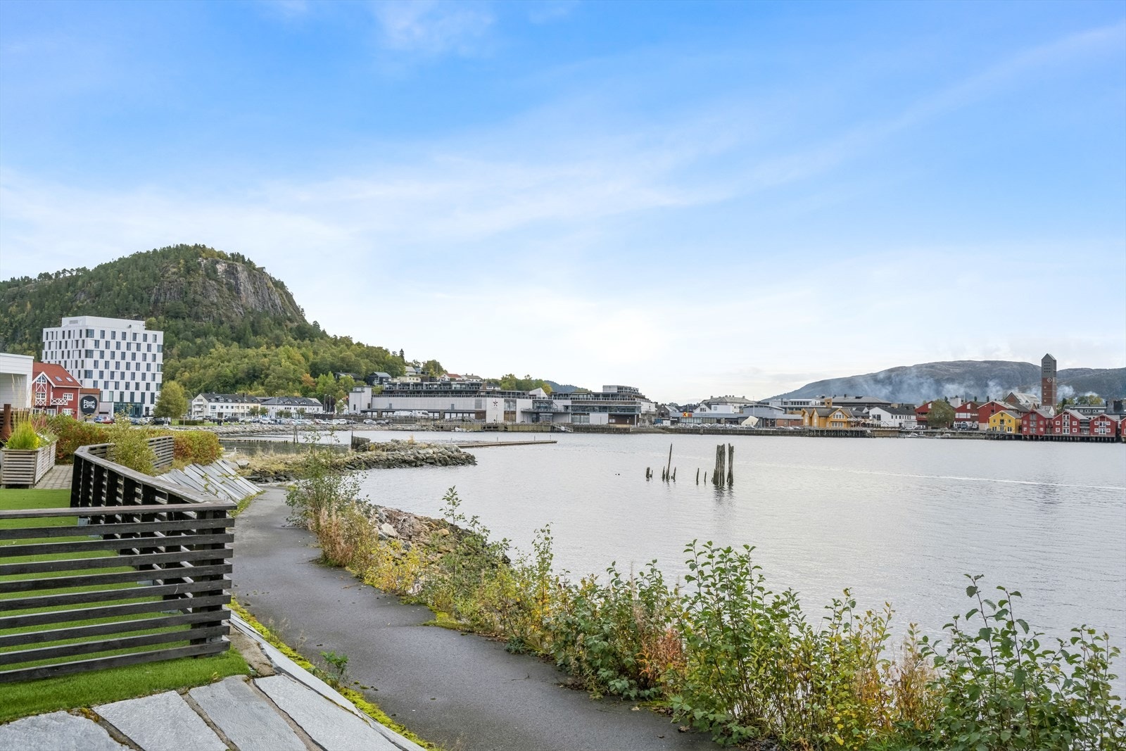 Nabolaget - Bilfri og kort promenade inn til sentrum. Galleribilde