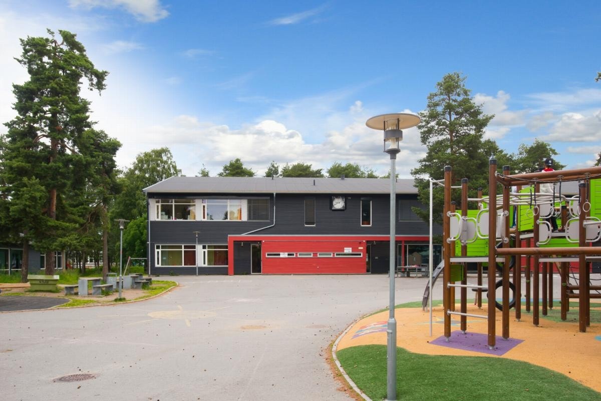 Oppsal skole. Galleribilde