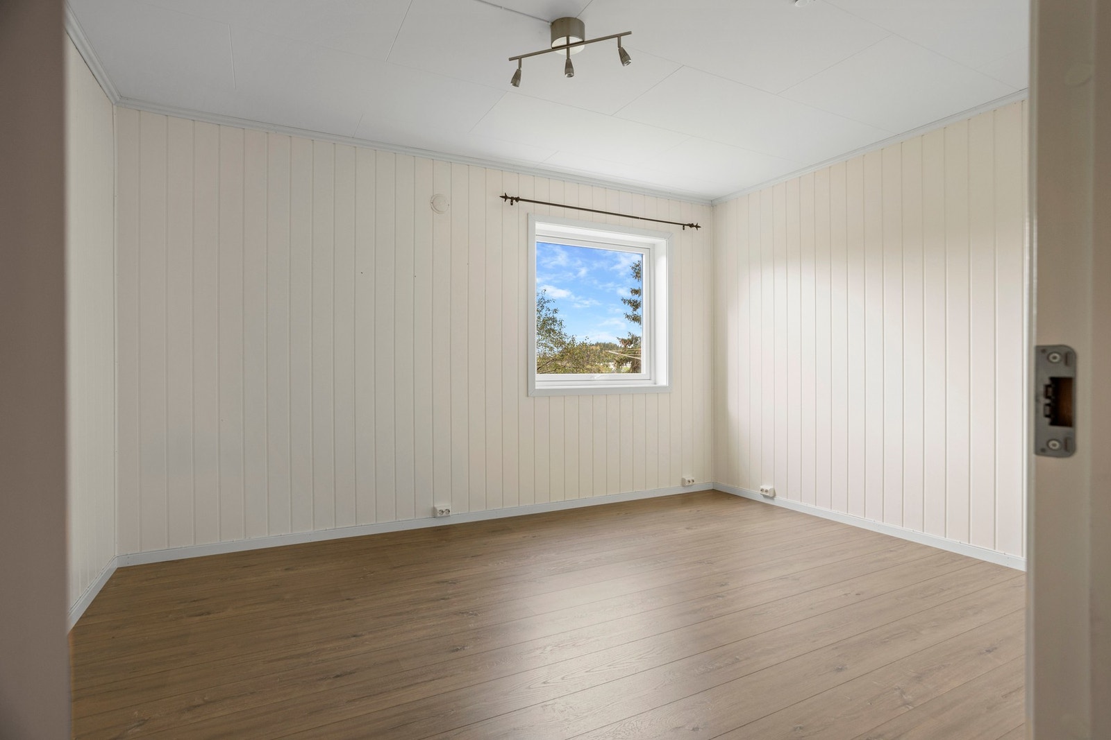 Soverom - 13,5 kvm Galleribilde