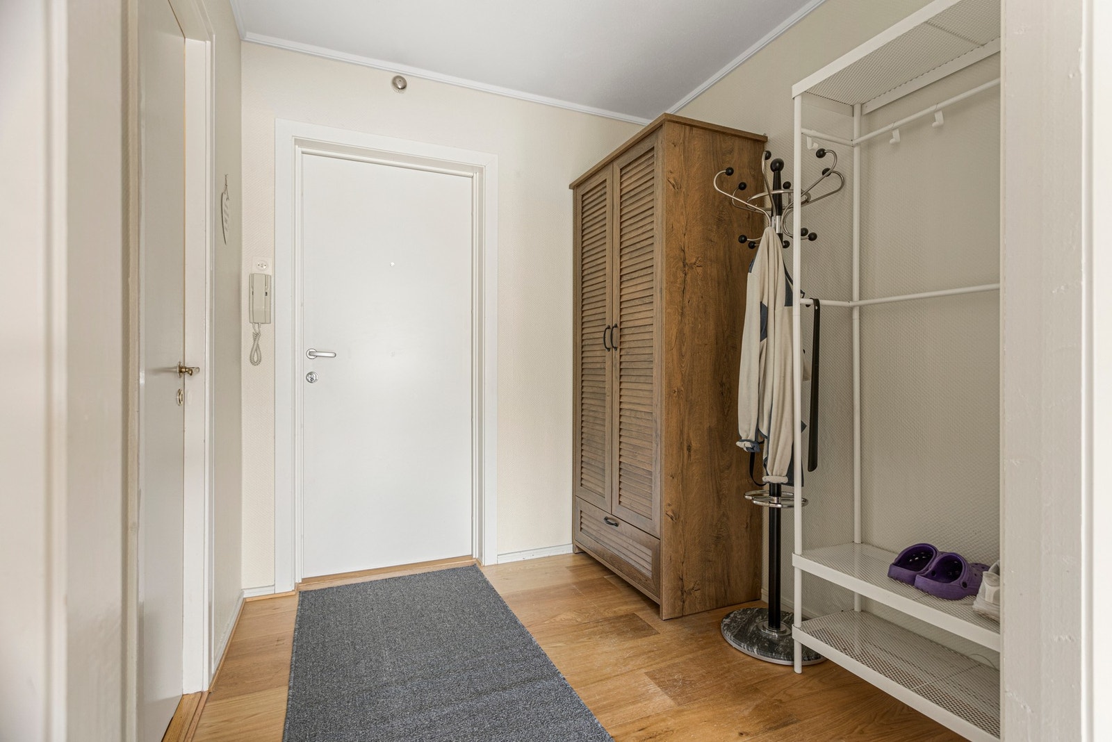 Entré - 4,4 kvm. Galleribilde