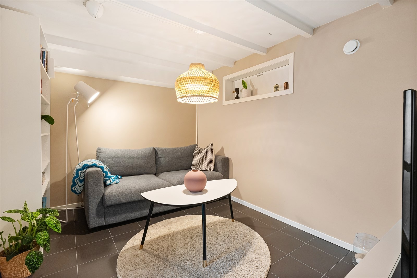 Kjellerstue Galleribilde