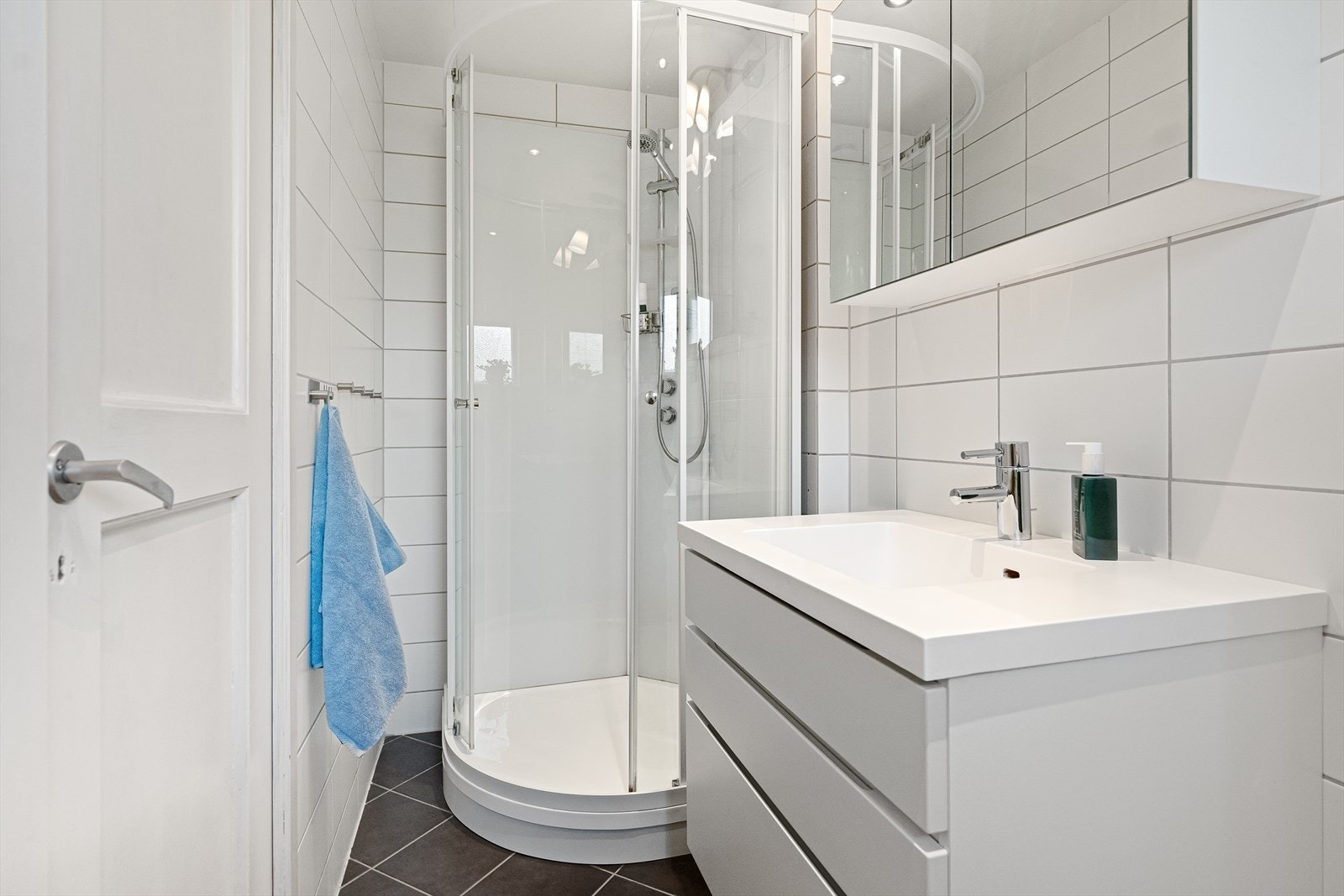 Bad i andre etasje Galleribilde