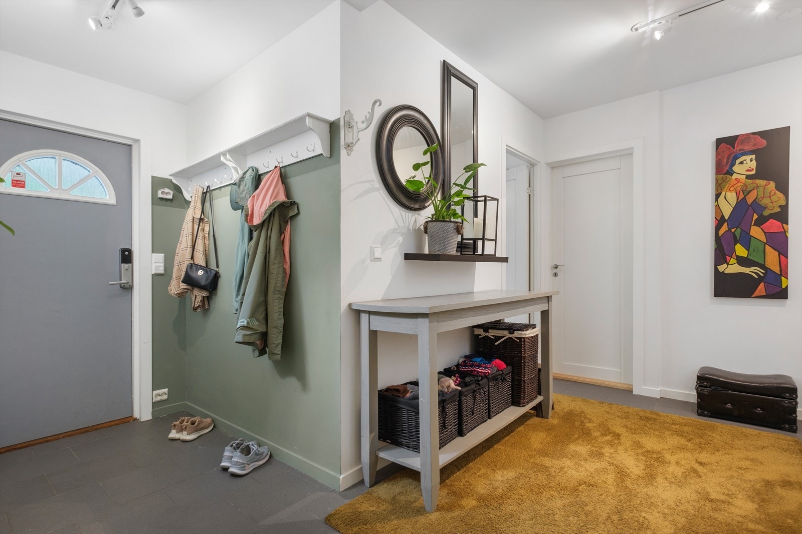 Fra gang og entrè Galleribilde