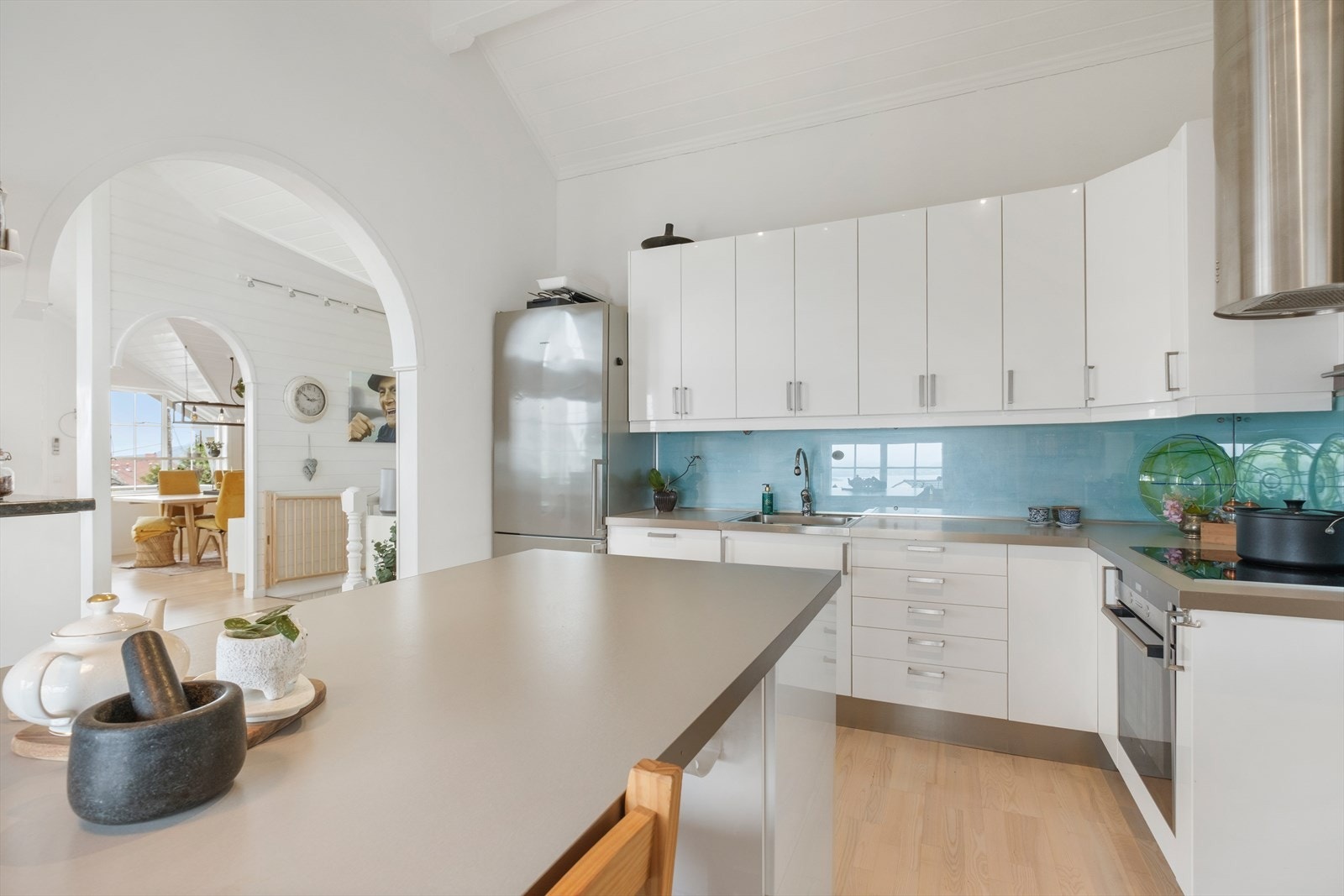 Godt med skap- og benkeplass Galleribilde