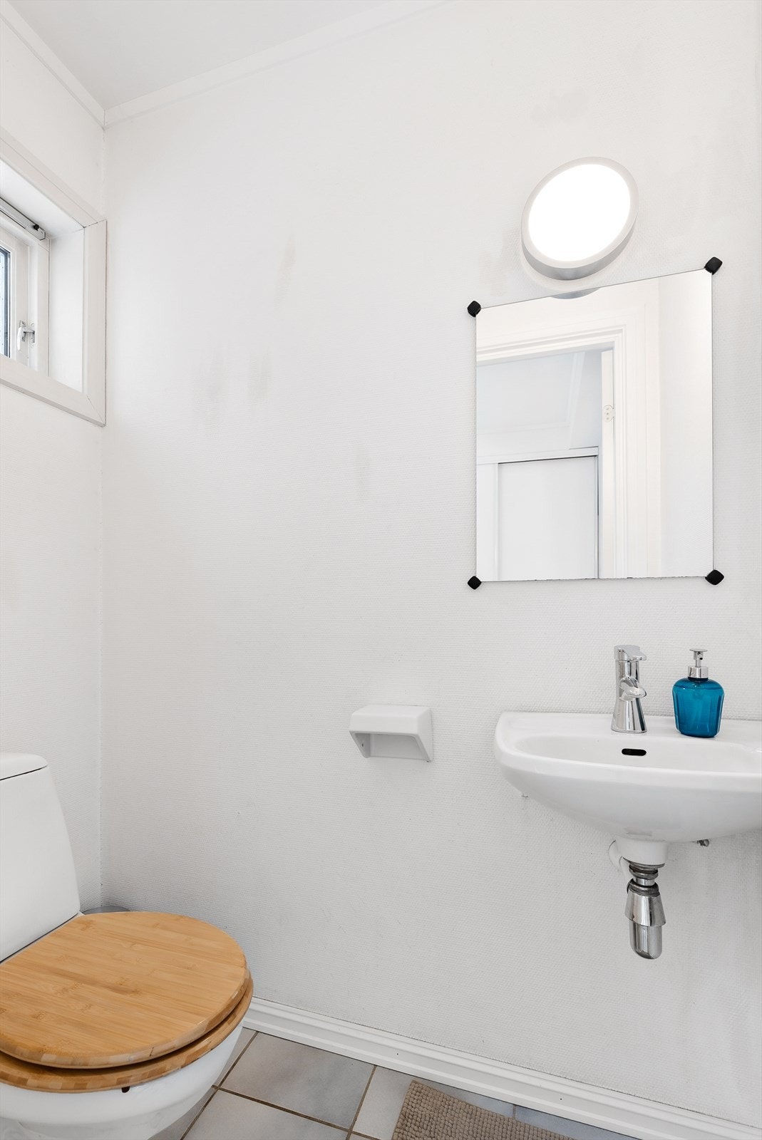 Toalettrom i 1.etg ved entre. Galleribilde