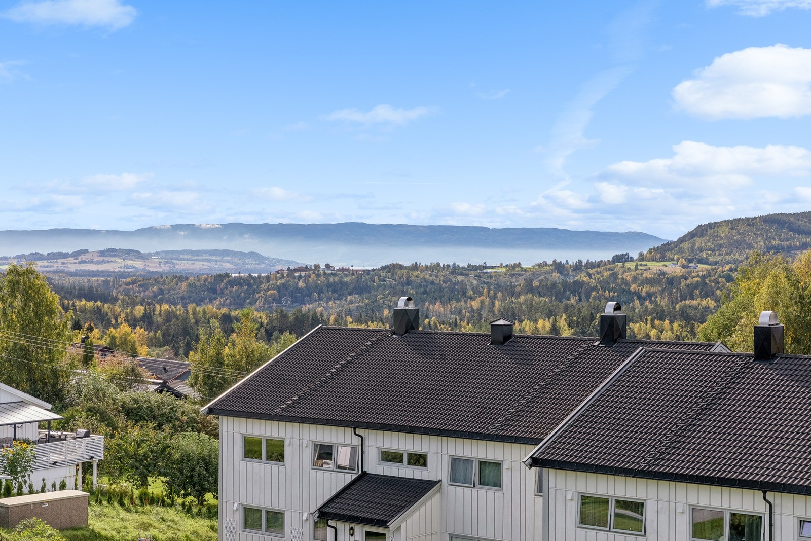 Sjekk utsikten fra balkongen! Galleribilde