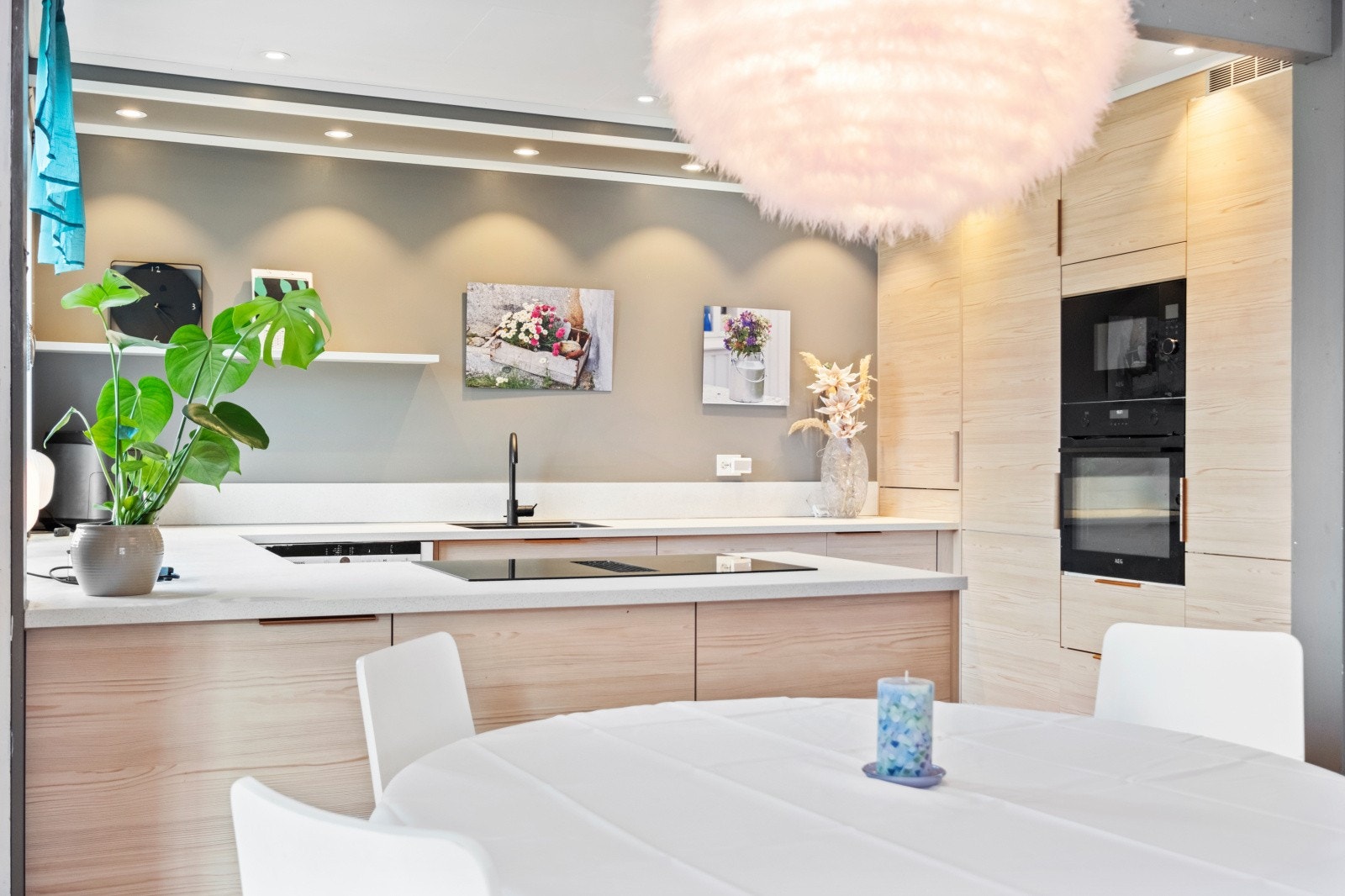 Fra spisebord Galleribilde