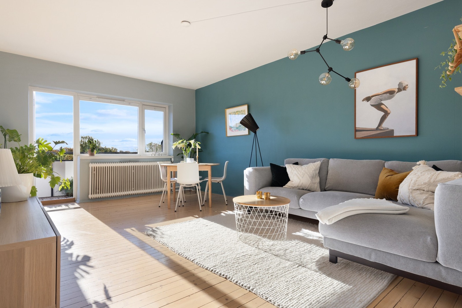 Her bor du usjenert og fritt samtidig som det er kort vei til butikker, spisesteder, parker og kollektiv transport Galleribilde