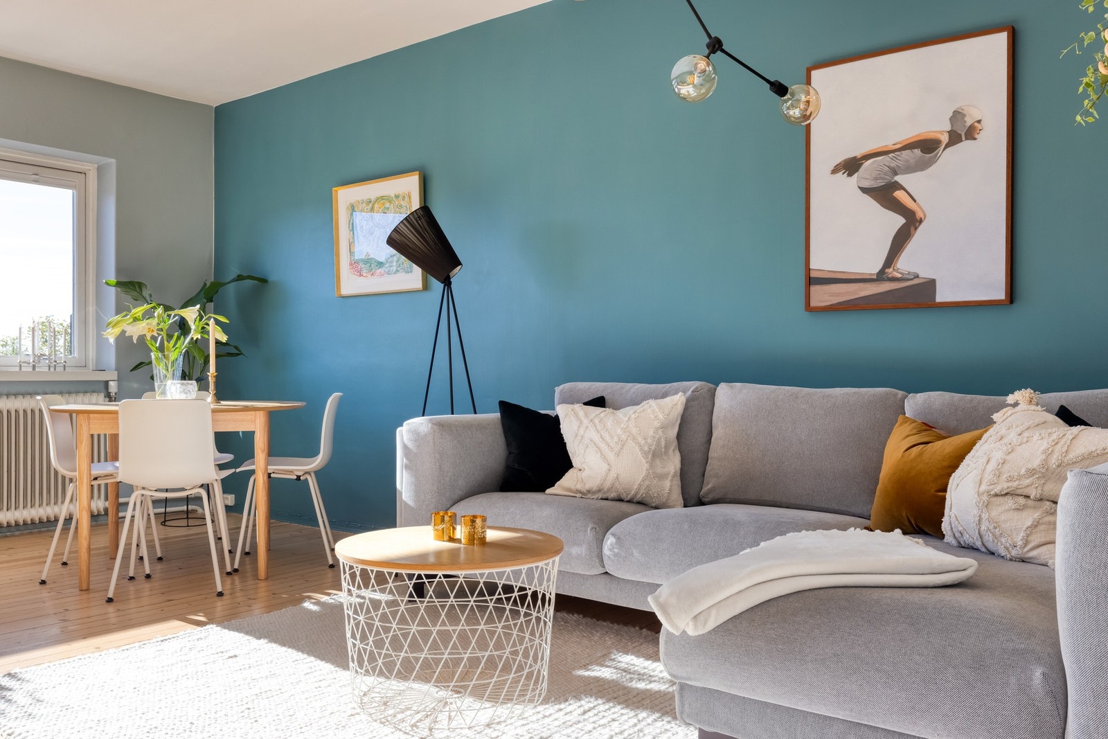 Det er en deilig og behagelig romfølelse i boligen som bør oppleves! Galleribilde