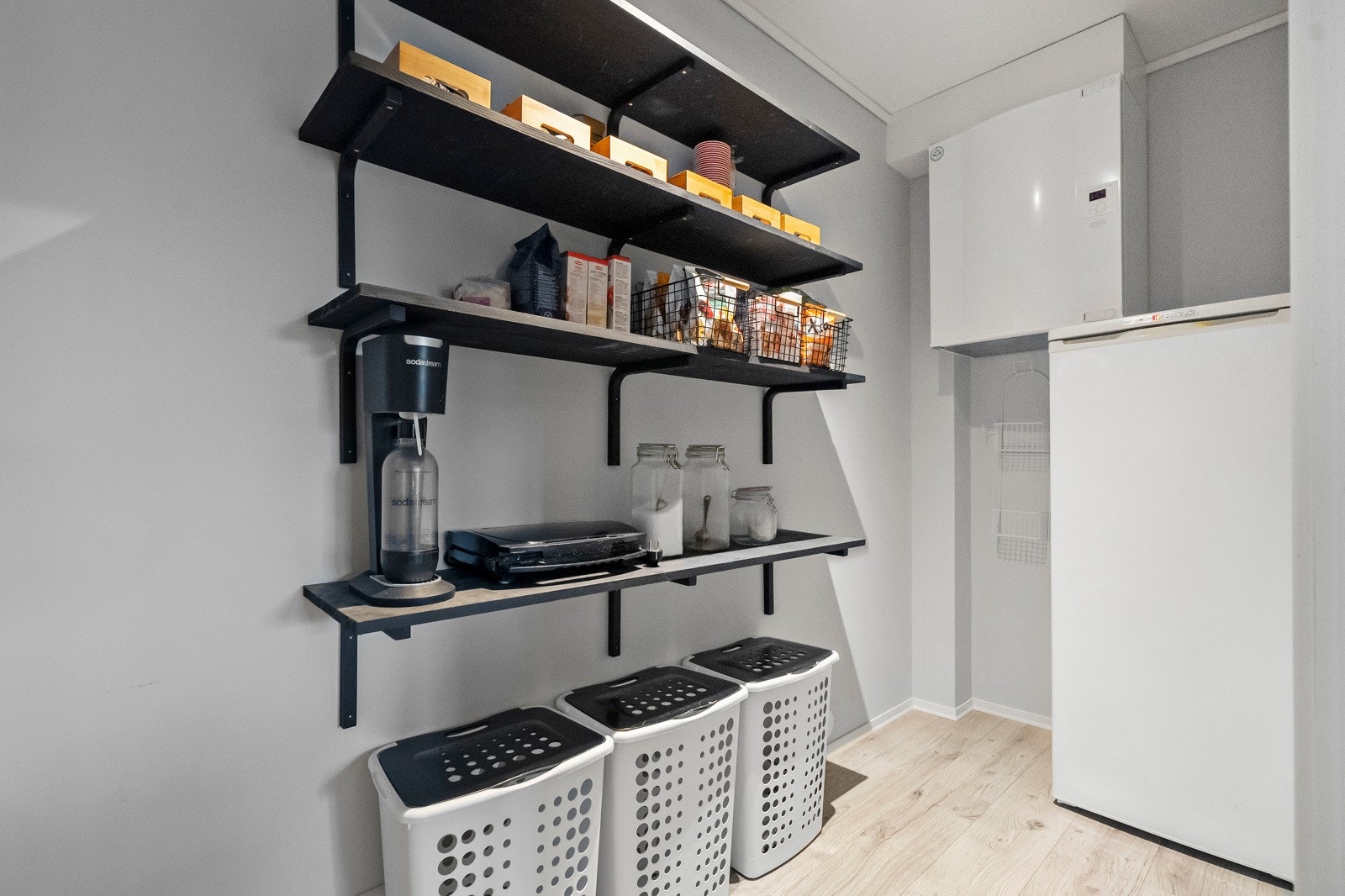 Praktisk bod med adkomst fra kjøkkenet Galleribilde