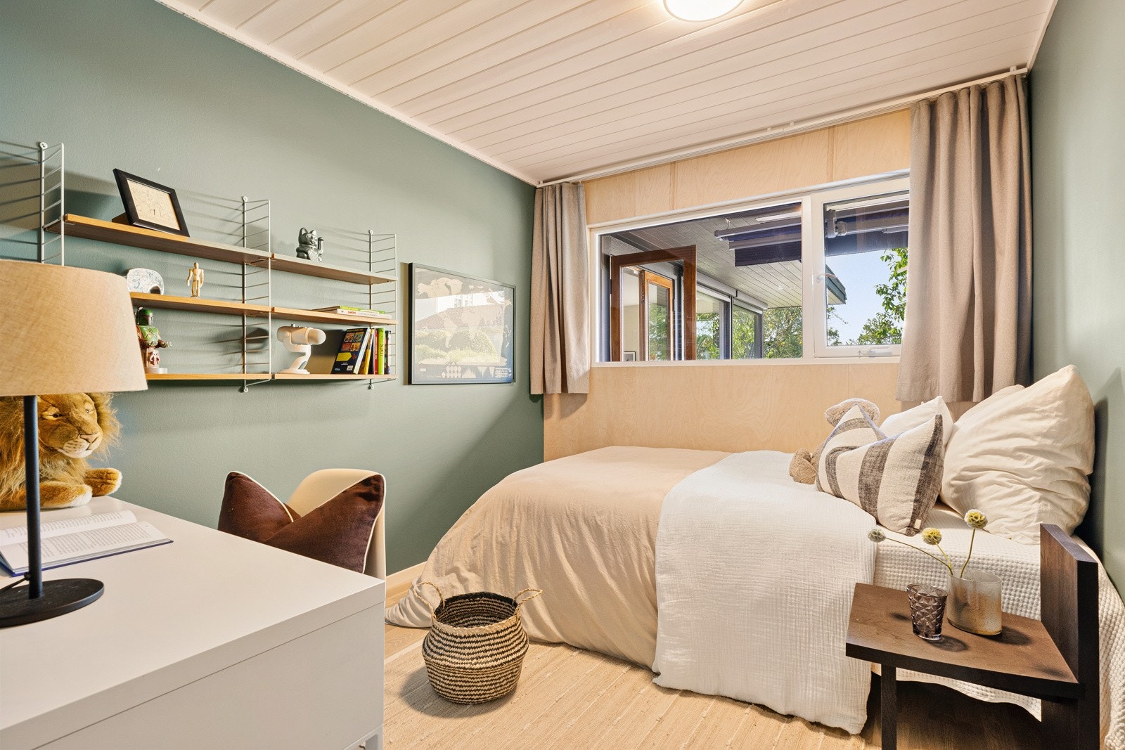 Hvert rom kan møbleres med seng og annet møblement. Galleribilde