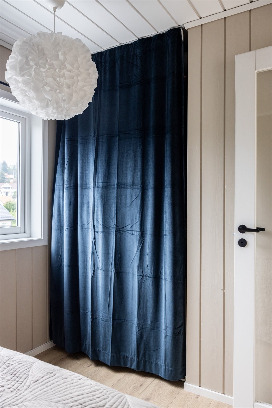 Det er også nisje med plass til garderobeløsning. Galleribilde