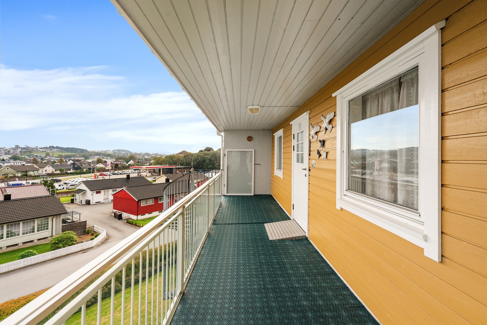 Svalgang utenfor leilighetene Galleribilde