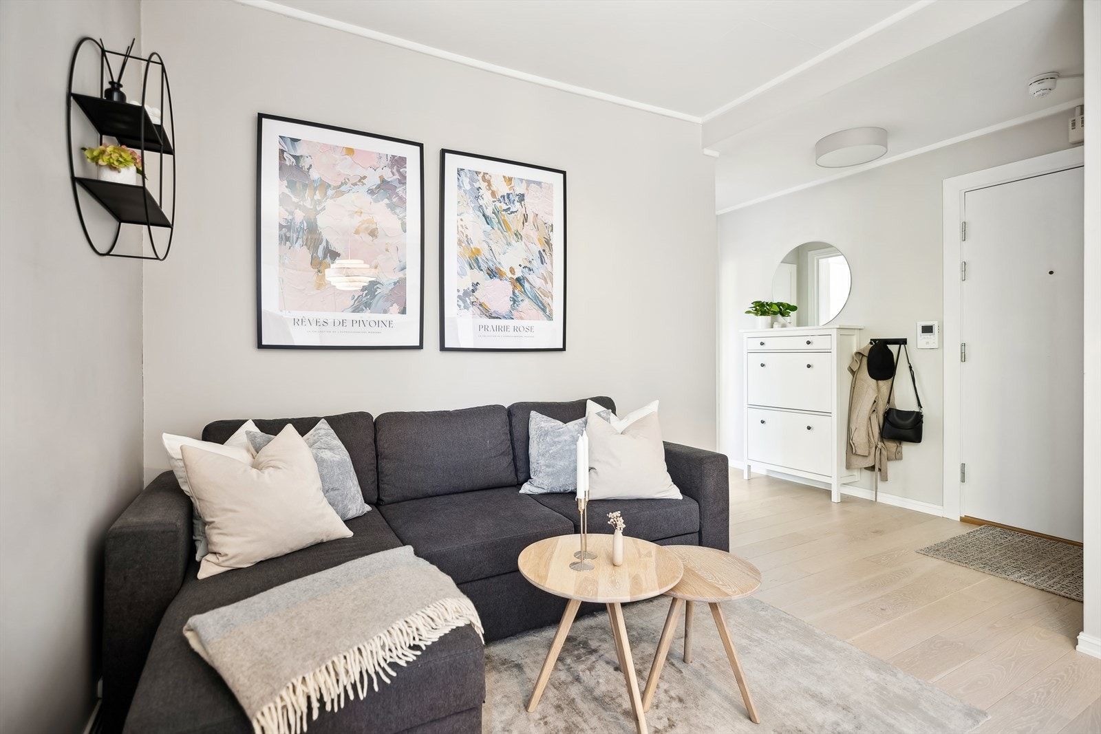 Boligen har en arealeffektiv og god planløsning med alt man trenger. Galleribilde