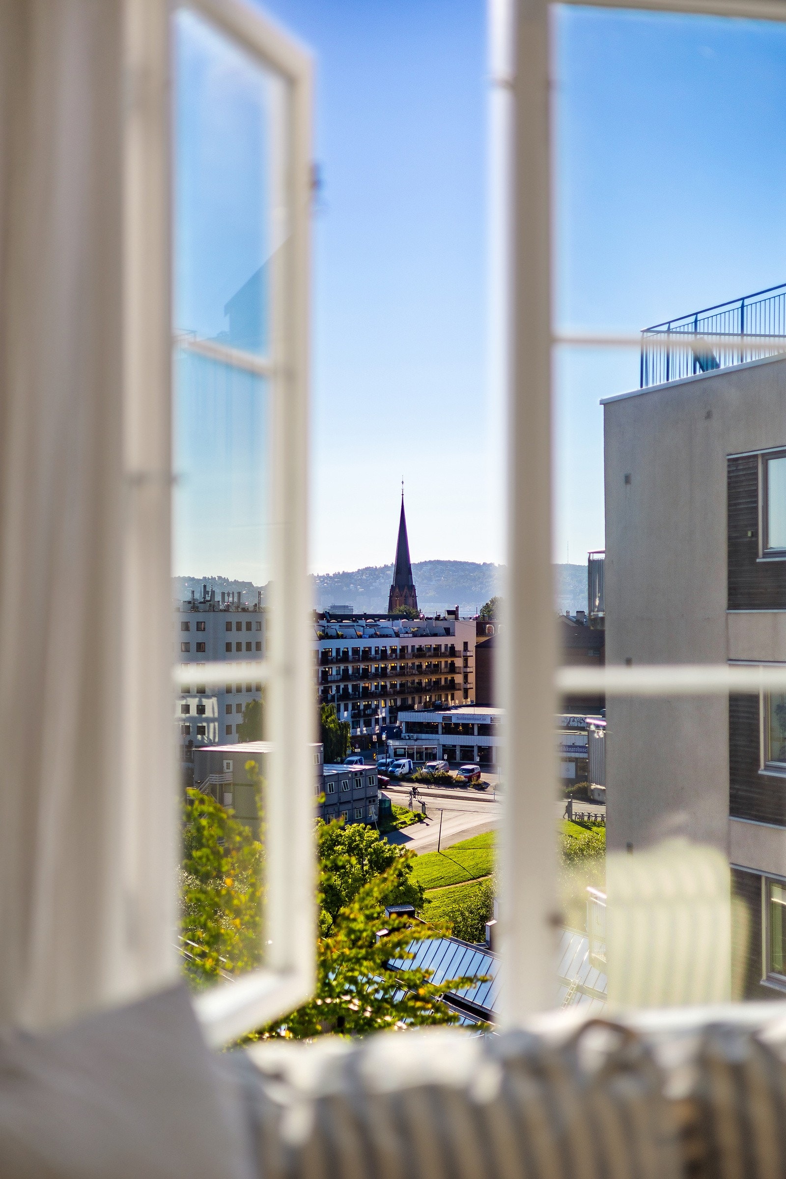 Leiligheten ligger i byggets 3. etasje og har svært lite innsyn. Galleribilde