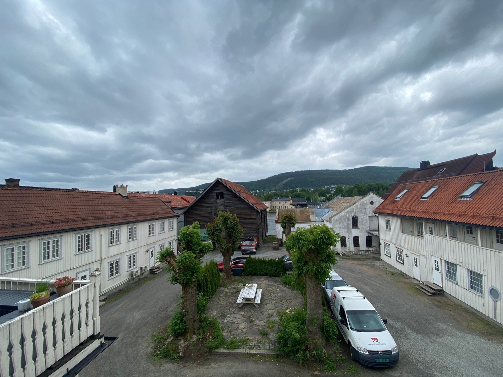 Parkmessig hage Galleribilde