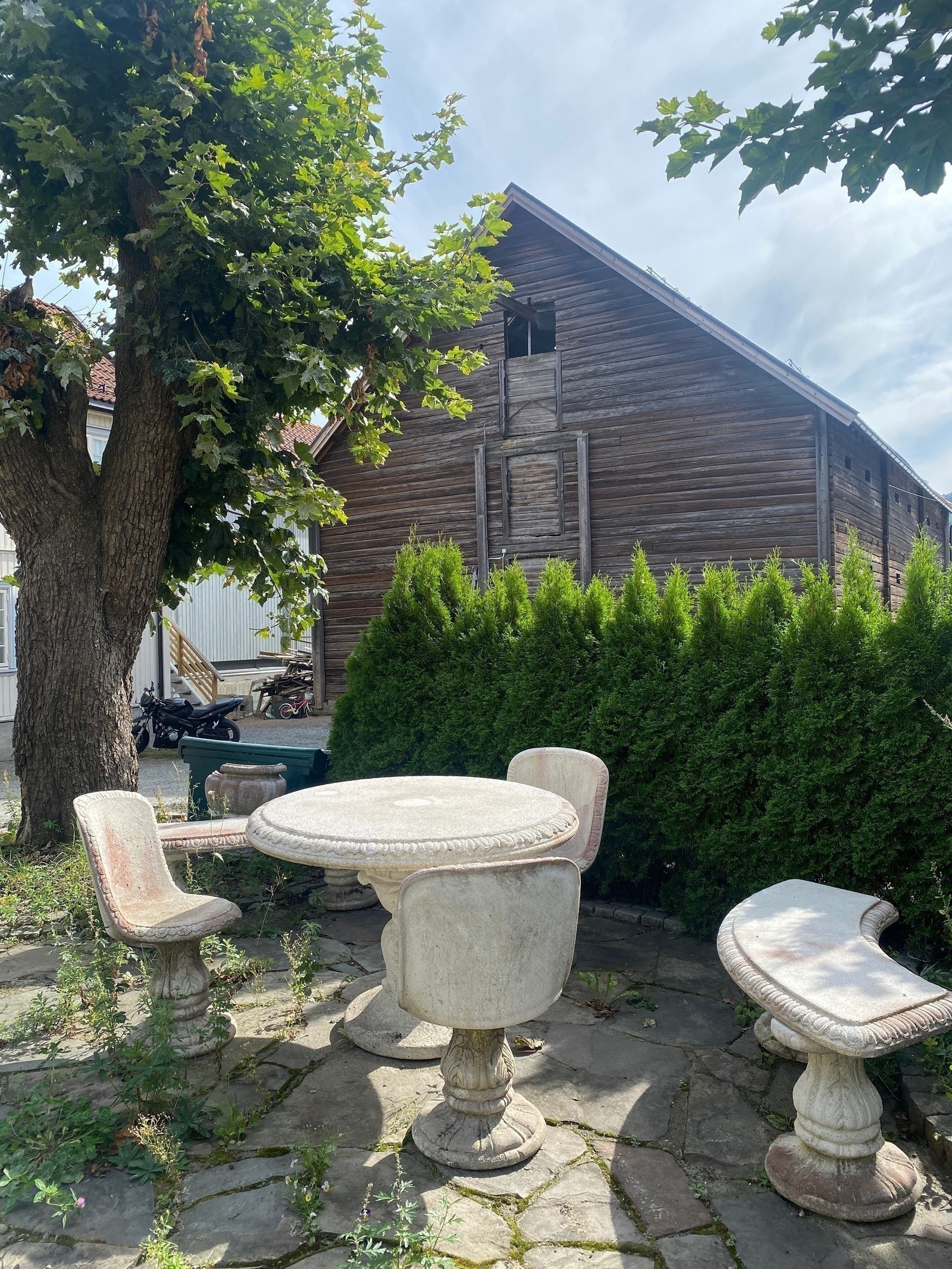 Parkmessig hage Galleribilde