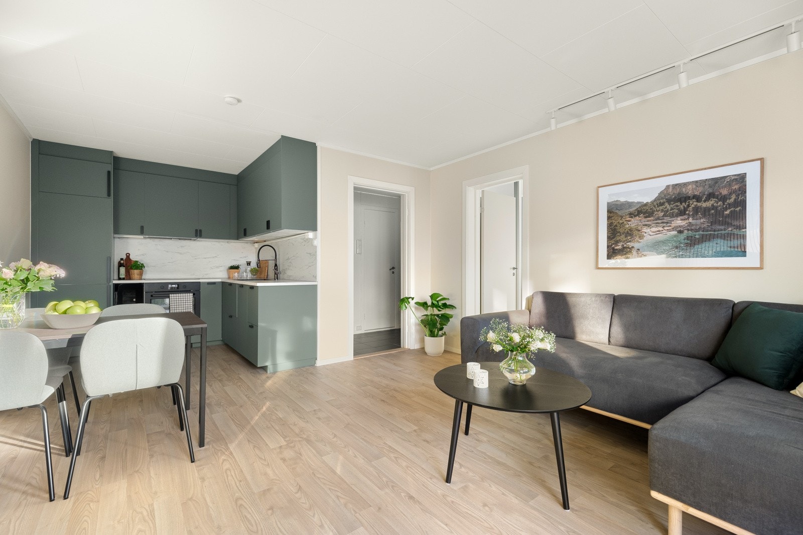 Stilfullt og funksjonelt kjøkken fra 2022. Galleribilde