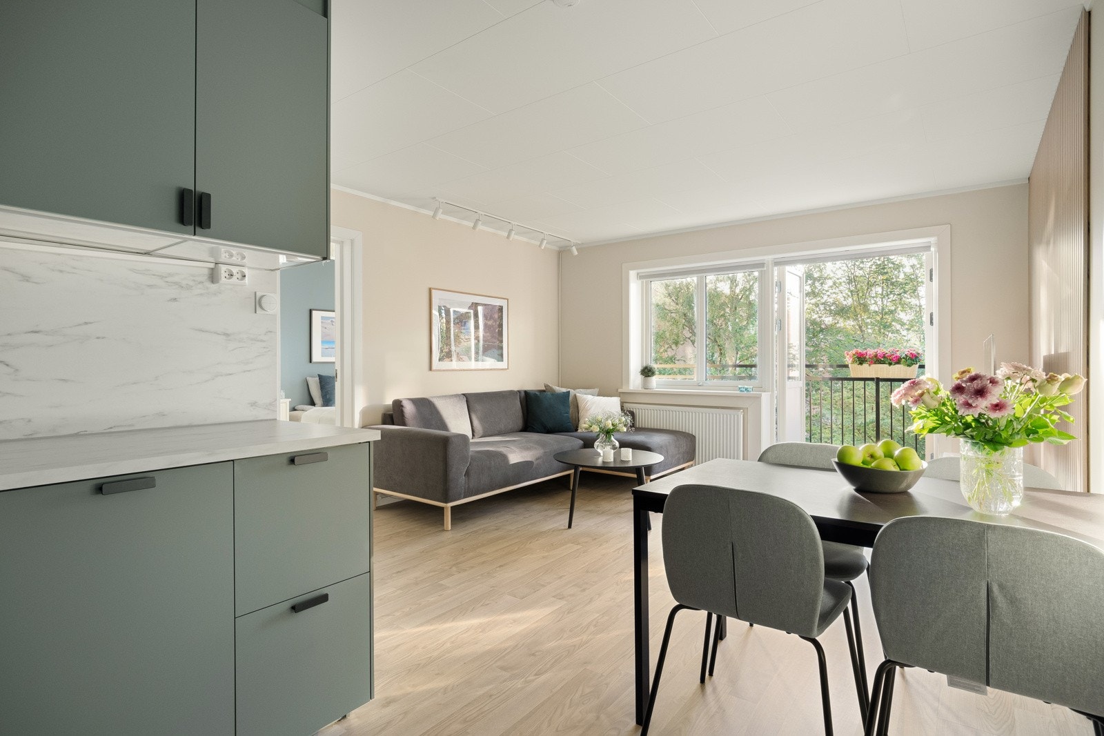 I dette borettslaget praktiseres det ikke forkjøpsrett. Så om du vinner budrunden, trenger du ikke å være redd for at noen "tar" leiligheten fra deg. Galleribilde