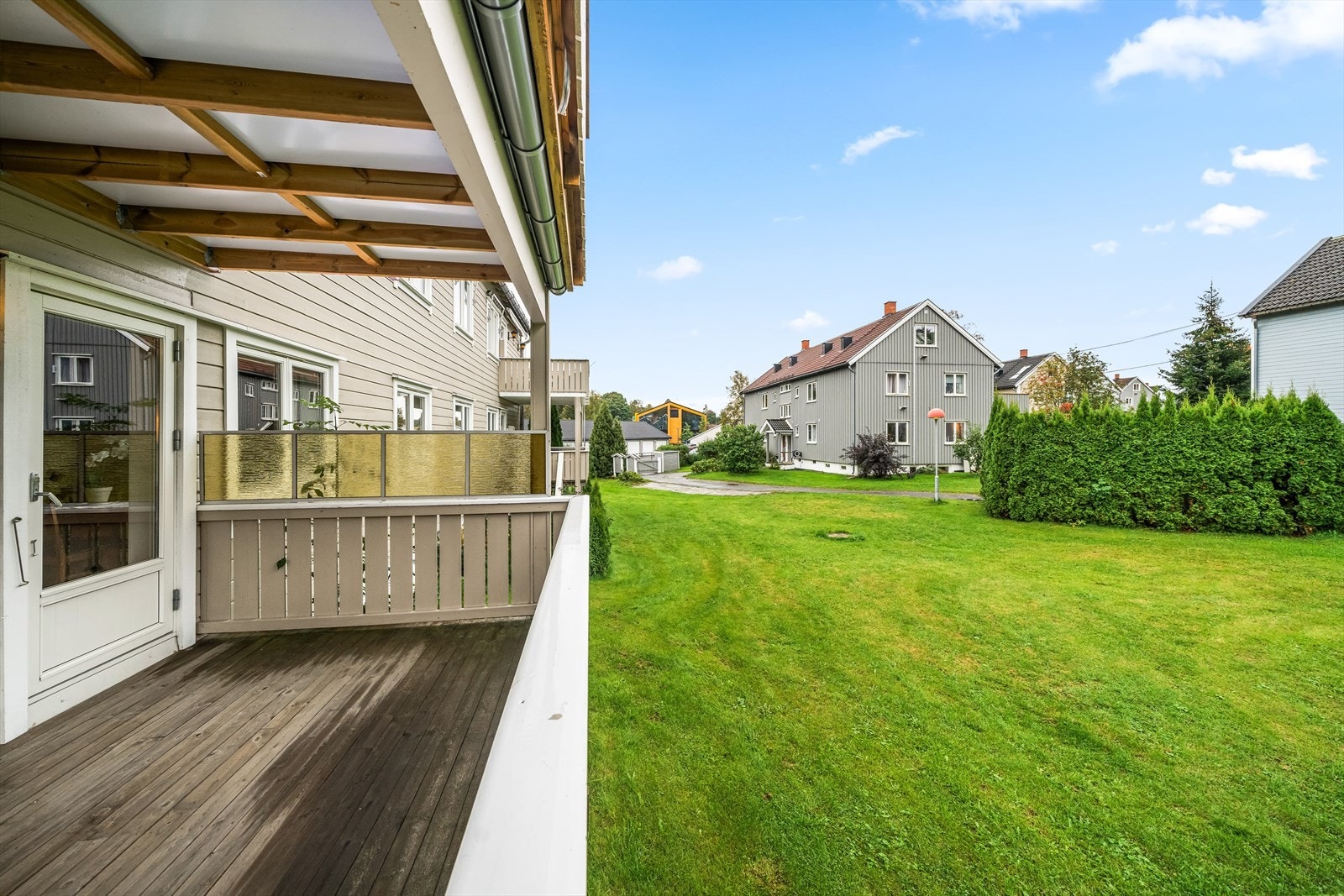 Her kan du nyte lange sommerdager med familie og venner Galleribilde
