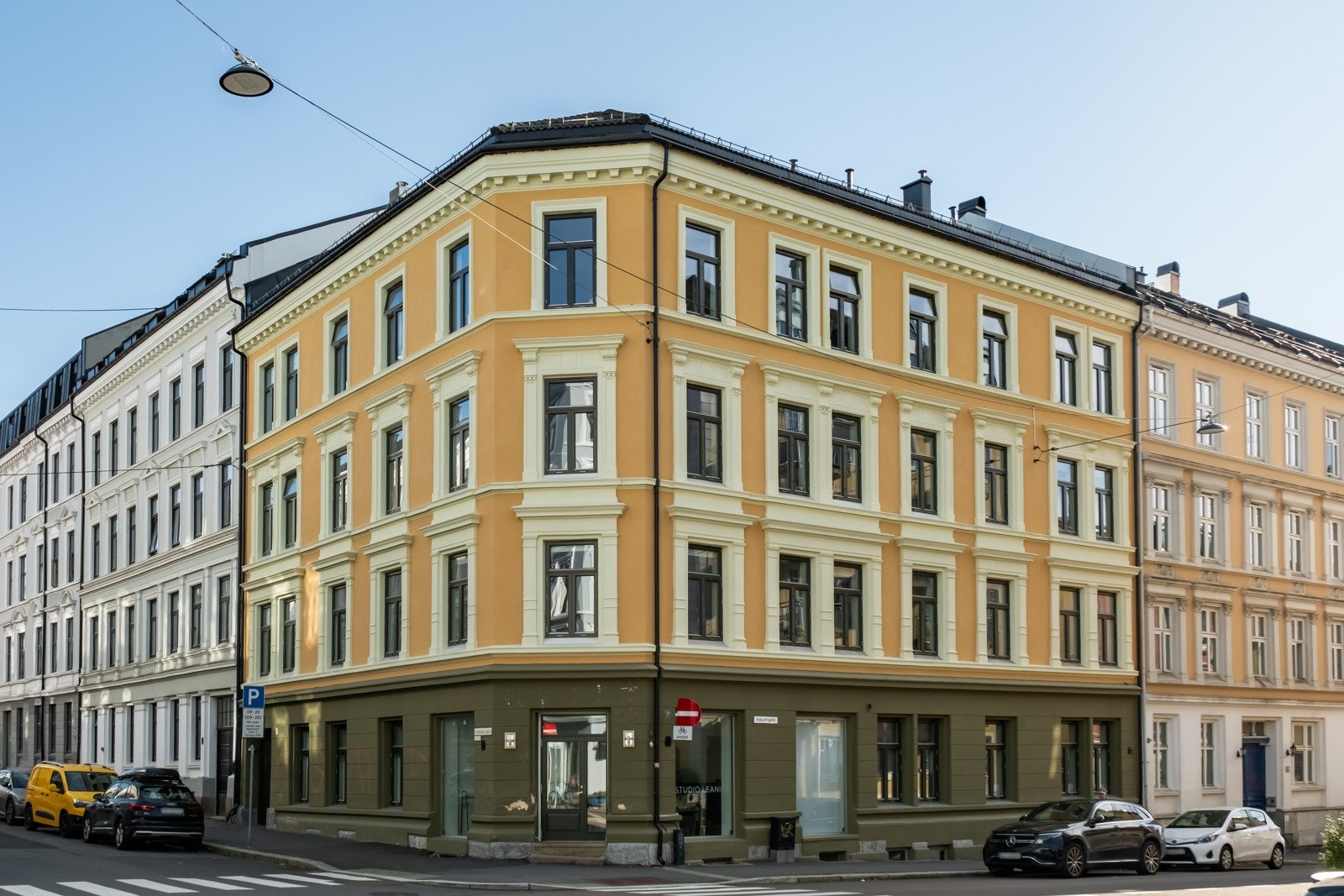 Borettslaget består av 21 boligenheter samt 1 næringsenhet. Galleribilde