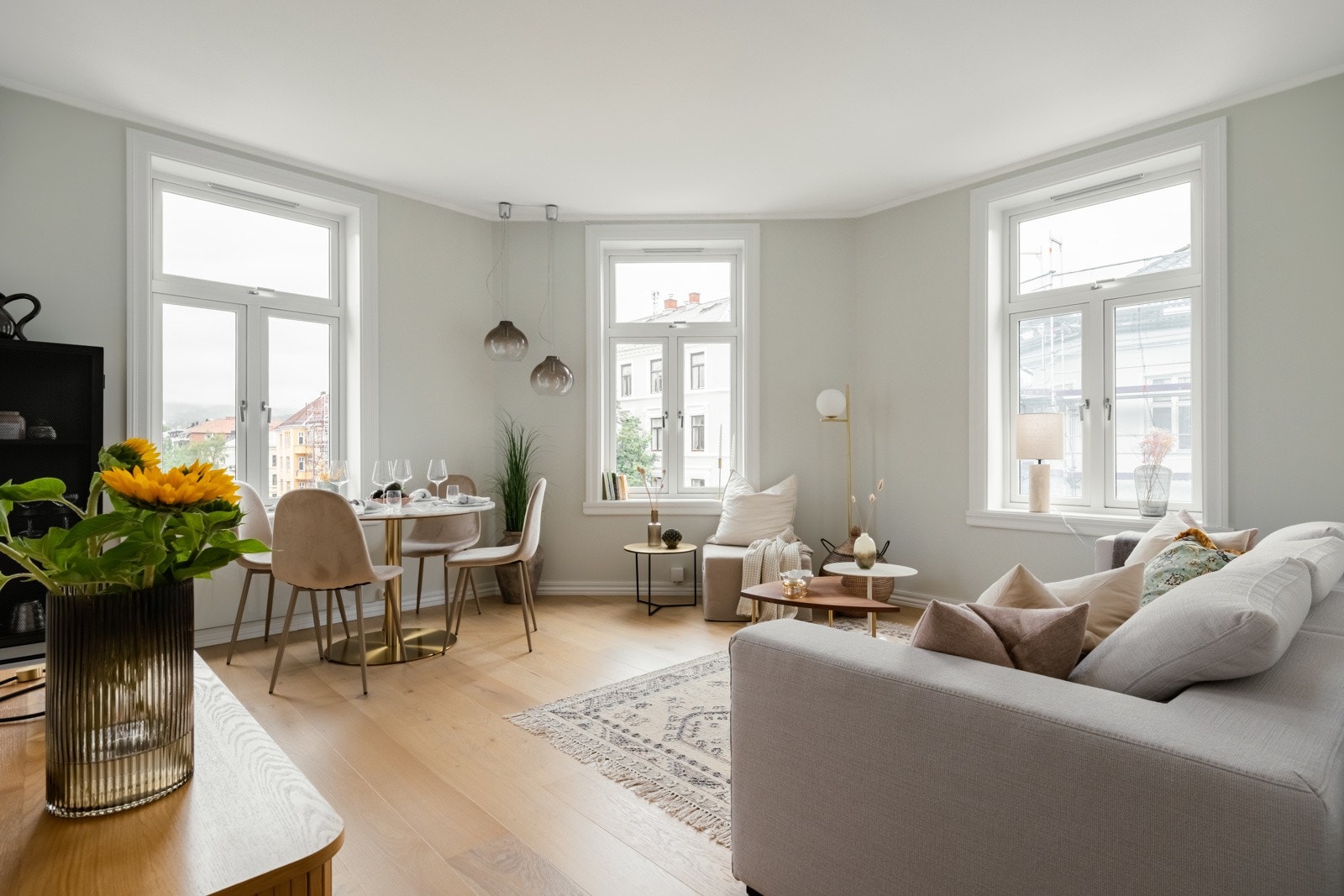 Velkommen til Schønings gate 6A og denne nydelige hjørneleiligheten! Galleribilde