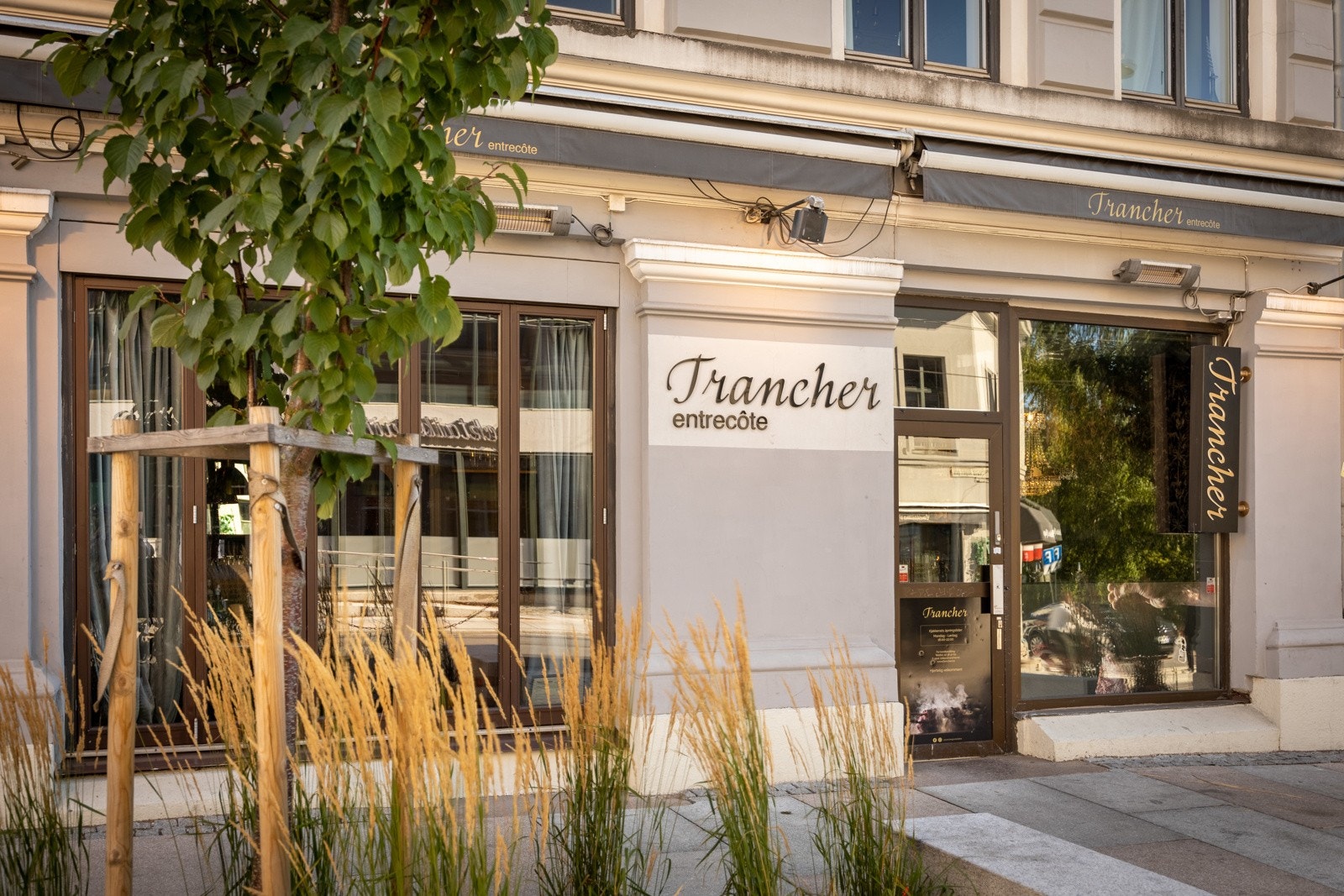 Trancher. Galleribilde