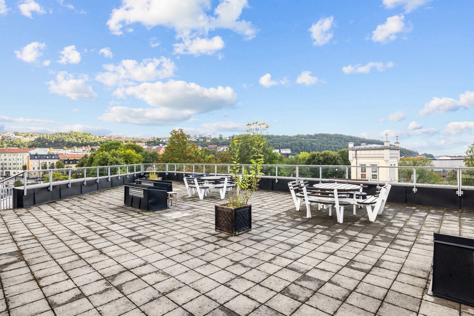 Felles takterrasse i borettslaget. Galleribilde