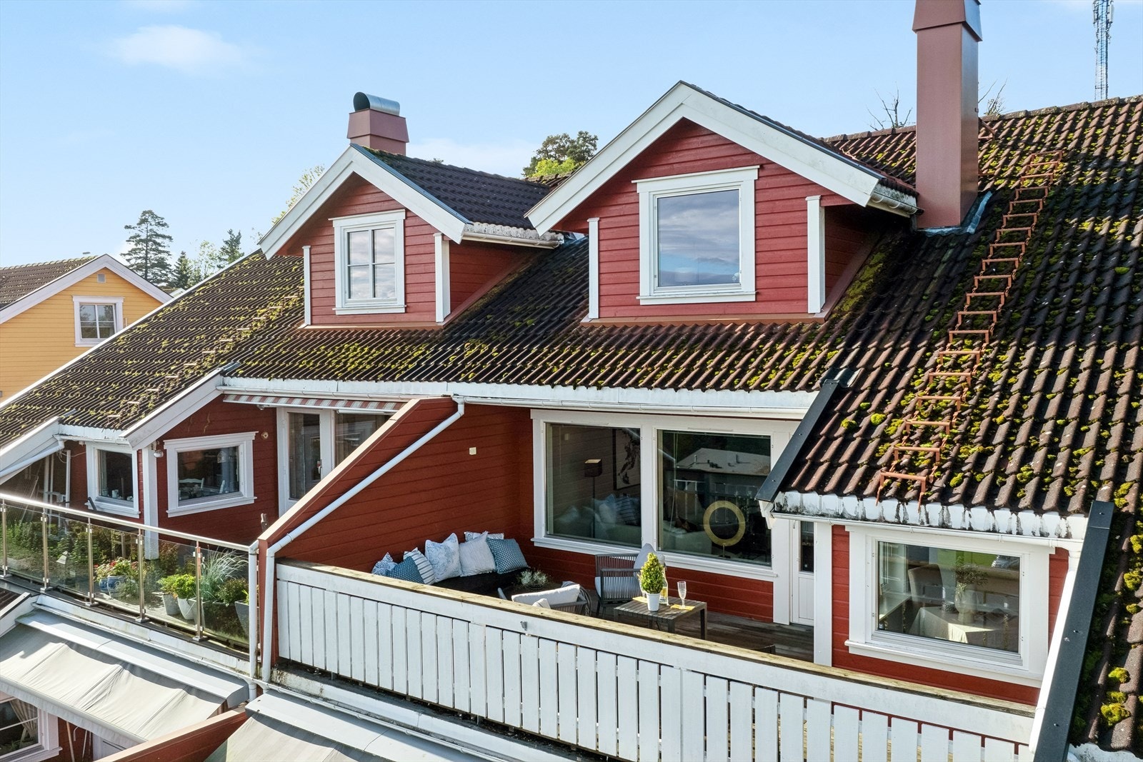 Her kan fine sommerdager nytes med det gode selskap. Galleribilde