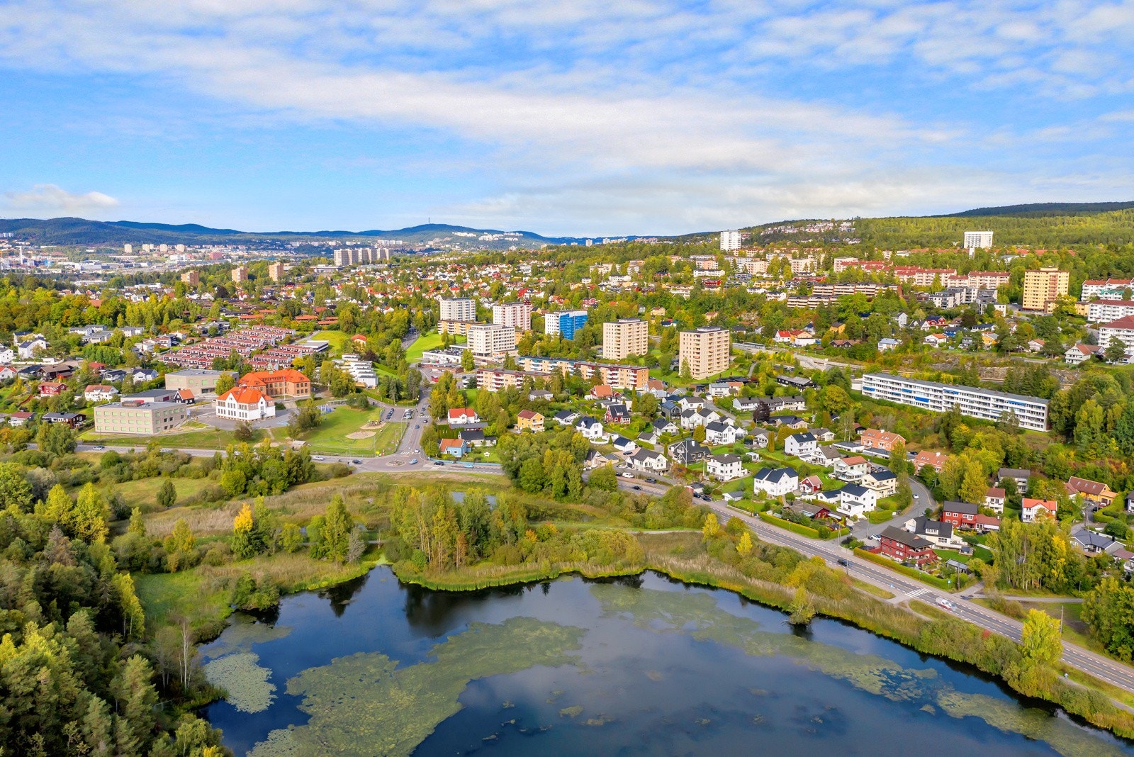 Østensjøvannet ligger i kort avtand fra boligen Galleribilde