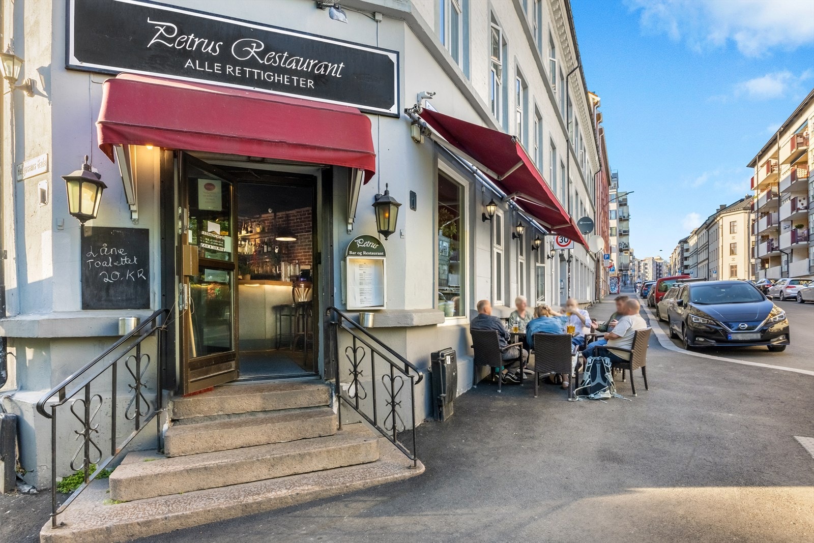 Lotus Restaurant, et kjent spisested på Grünerløkka. Galleribilde