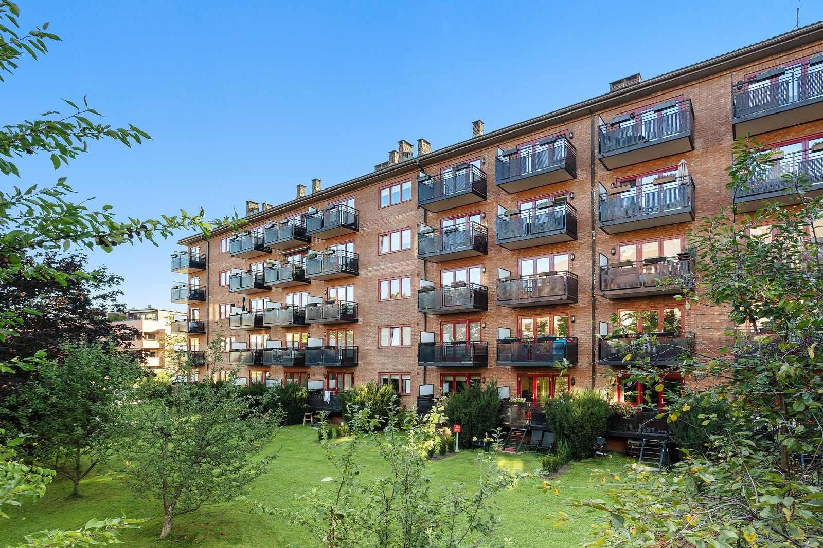 Fasaden til Maridalsveien 227C. Boligen ligger i byggets 3 etasje Galleribilde