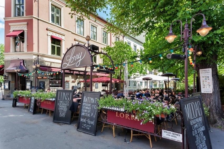 Legendariske Lorry med tradisjonsrik mat ligger rett rundt hjørnet fra leiligheten. Galleribilde