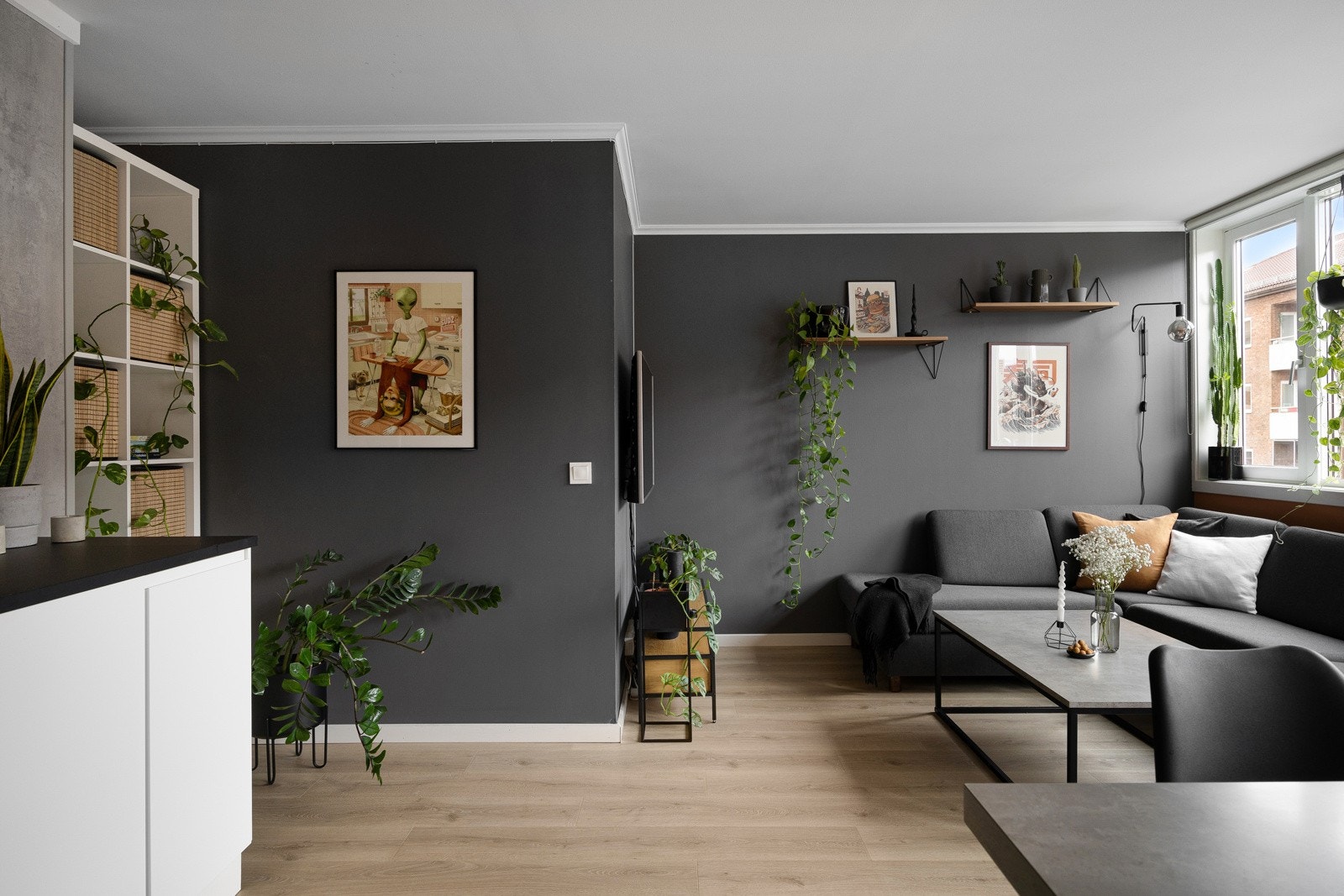 Det er IN-ordning på fellesgjeld og ved innfrielse av fellesgjelden vil felleskostnadene bli kr. 3.407,- pr. mnd. Galleribilde