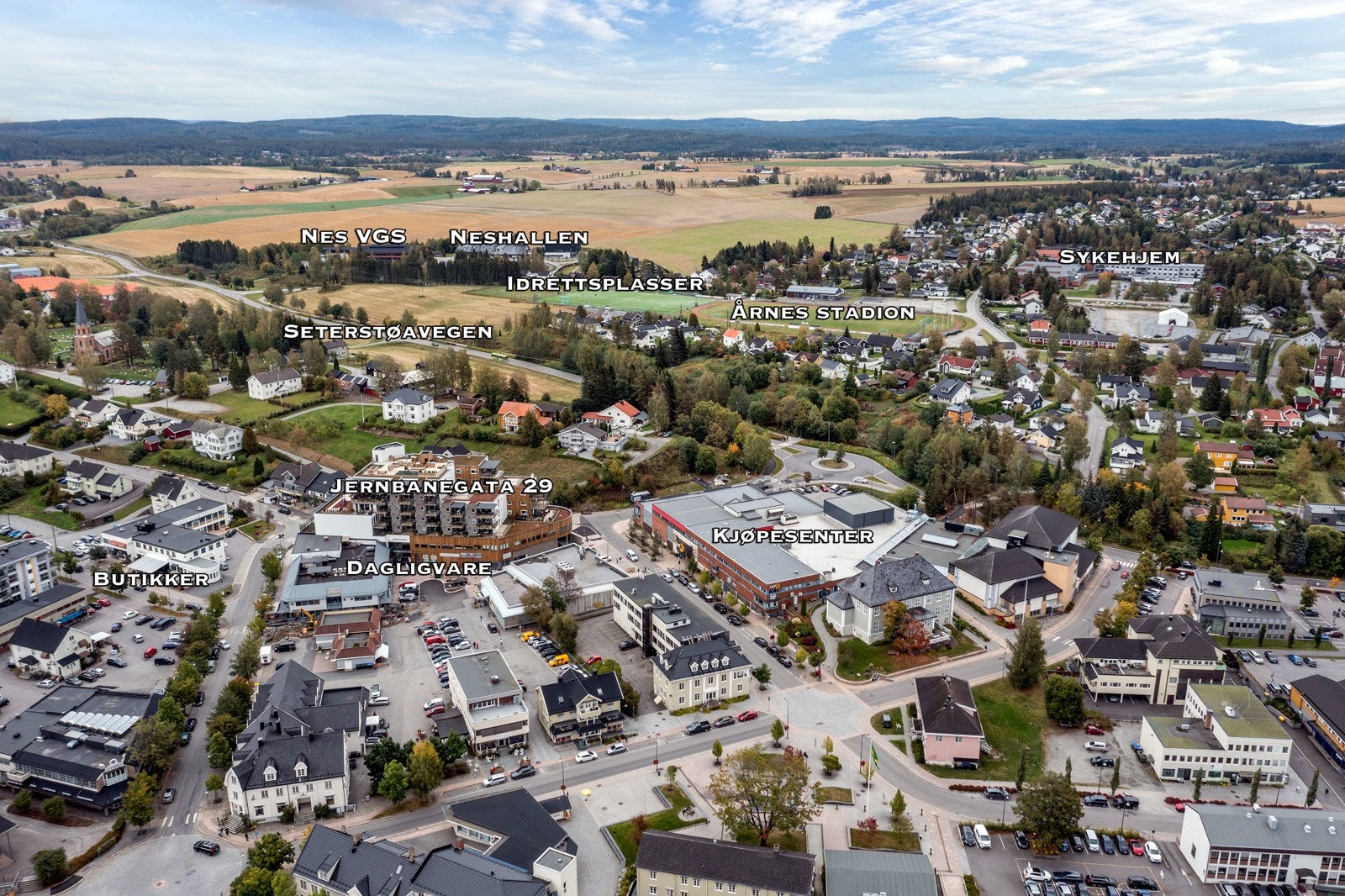 Dronebilde over nærområdet. Galleribilde