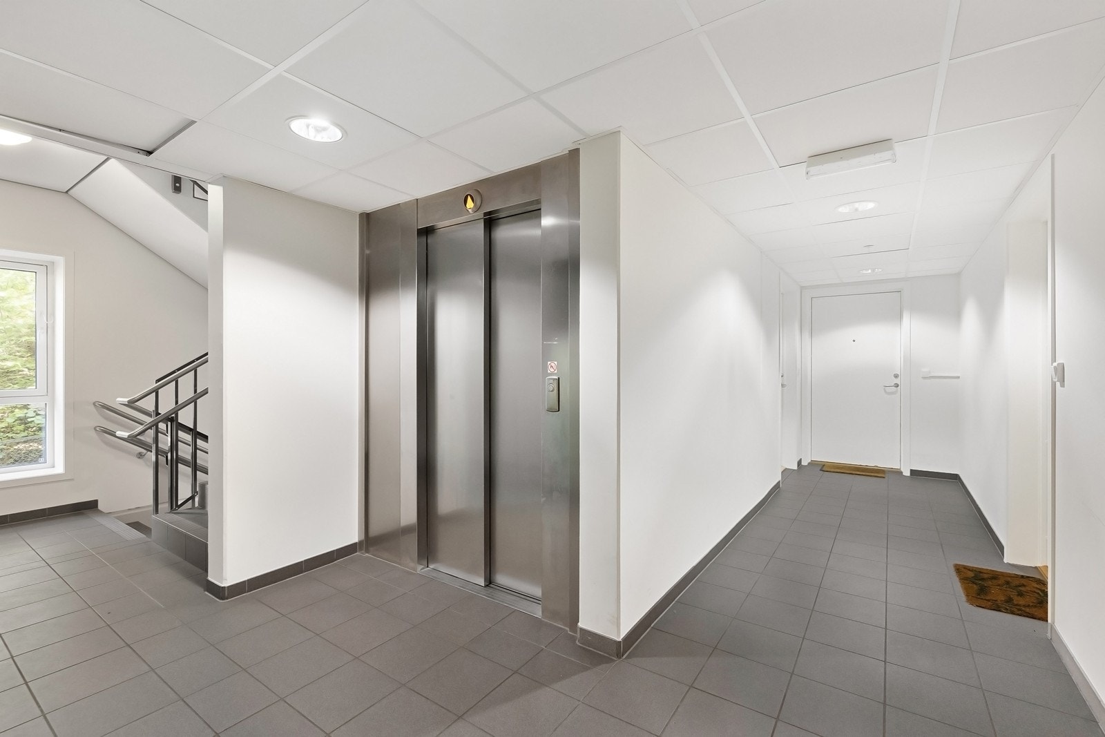 Bygget sto ferdig i 2013 og har moderne fasiliteter med bl.a. heis Galleribilde