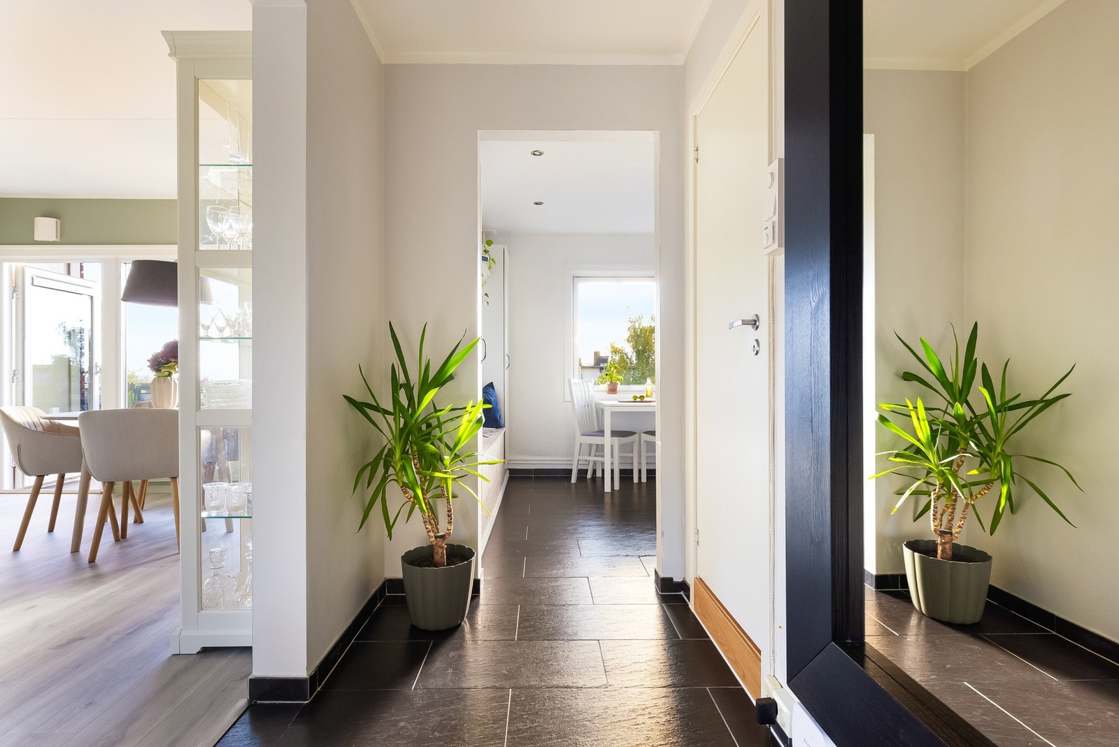 Leiligheten er gjennomgående. Galleribilde