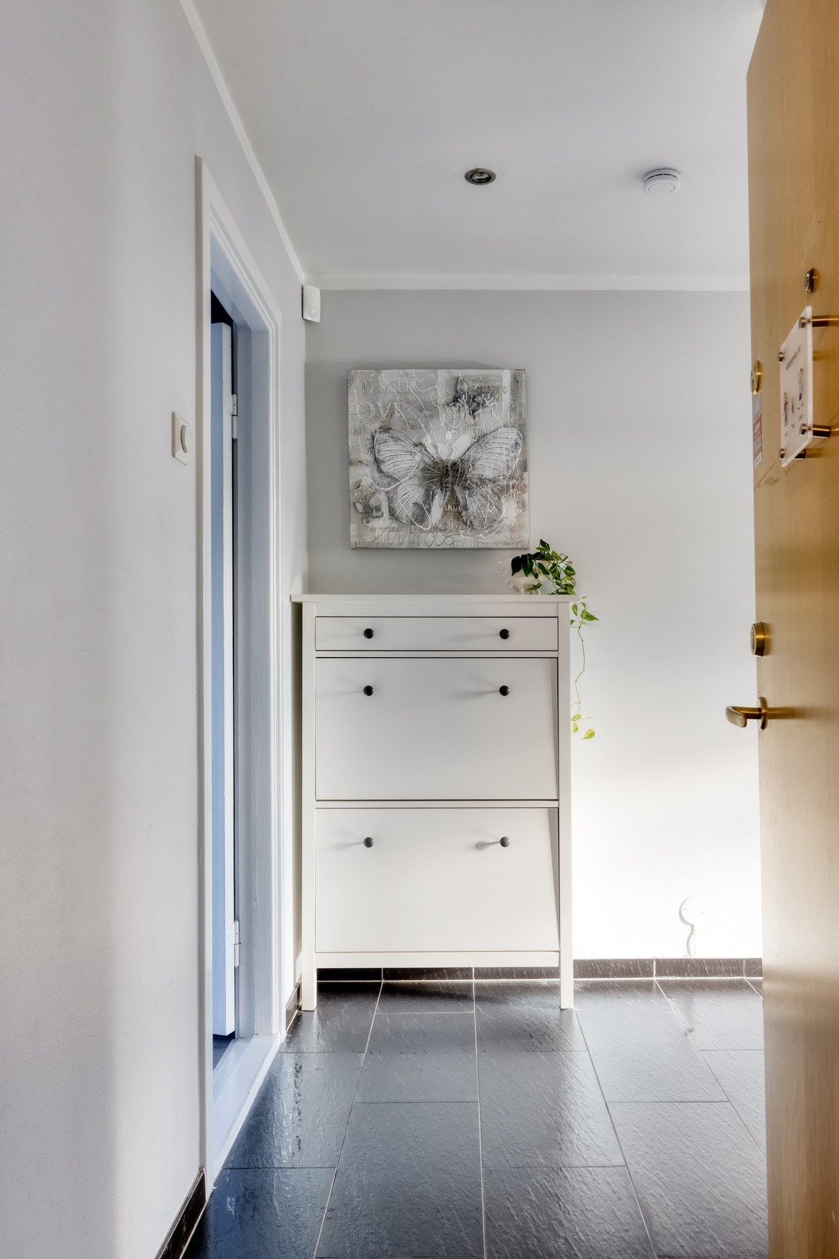 Av ekstern lagring medfølger det to boder; en loftsbod på ca. 4 kvm og en kjellerbod på ca. 3 kvm. Galleribilde