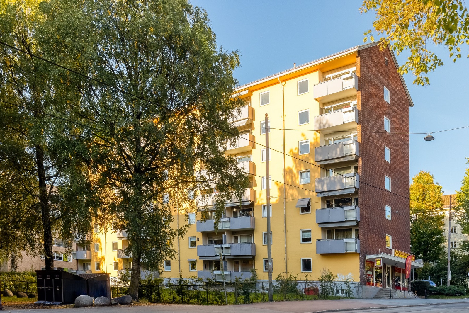 Her bor man meget sentralt til med kort vei til "alle" byens fasiliteter. Galleribilde