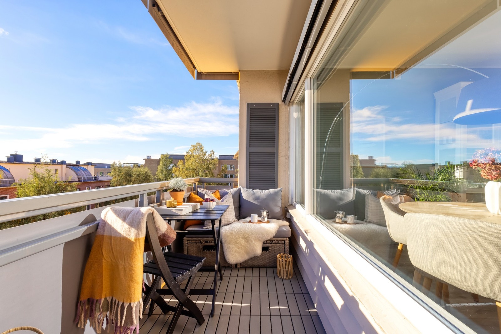 Her er det plass til utemøblement, grill og beplantning. Galleribilde