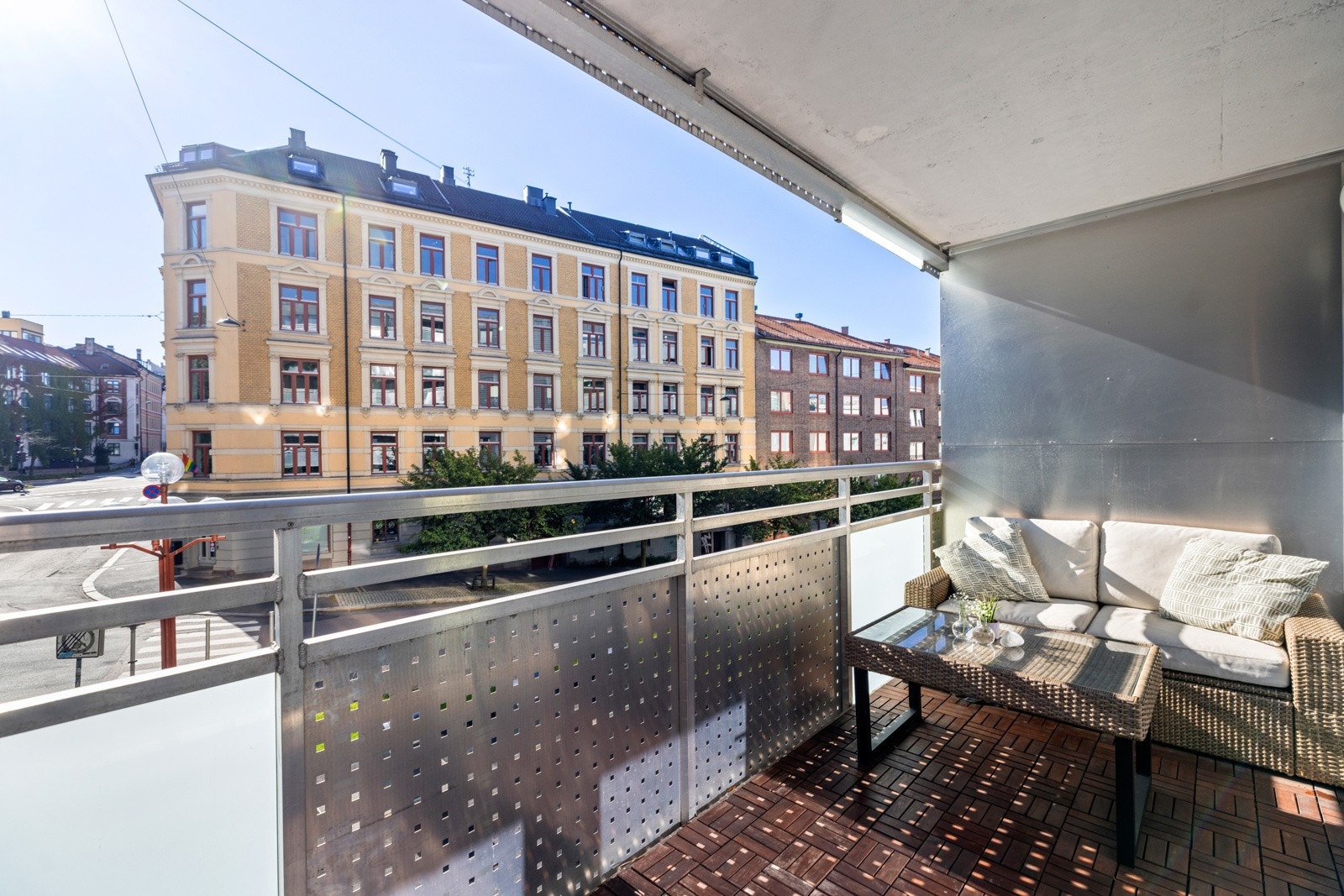 Balkongen er av god størrelse, på ca. 8 kvm. Galleribilde