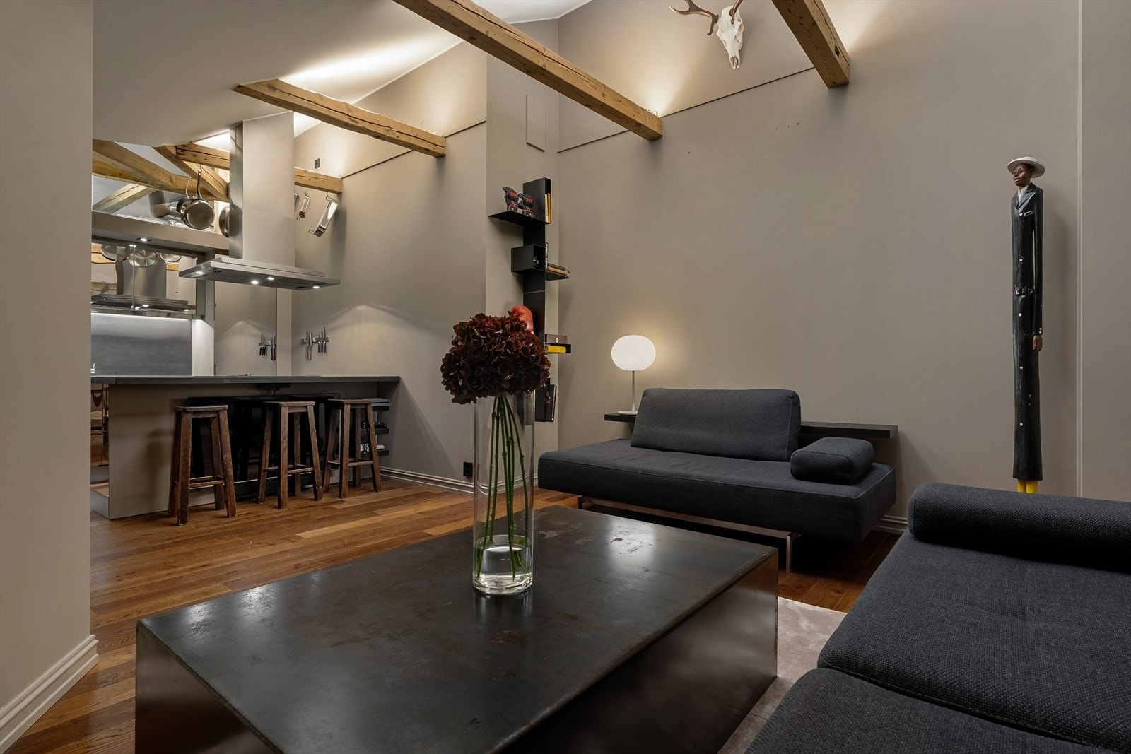 Ny belysning med KNX smarthjemfunksjon i hele boligen Galleribilde