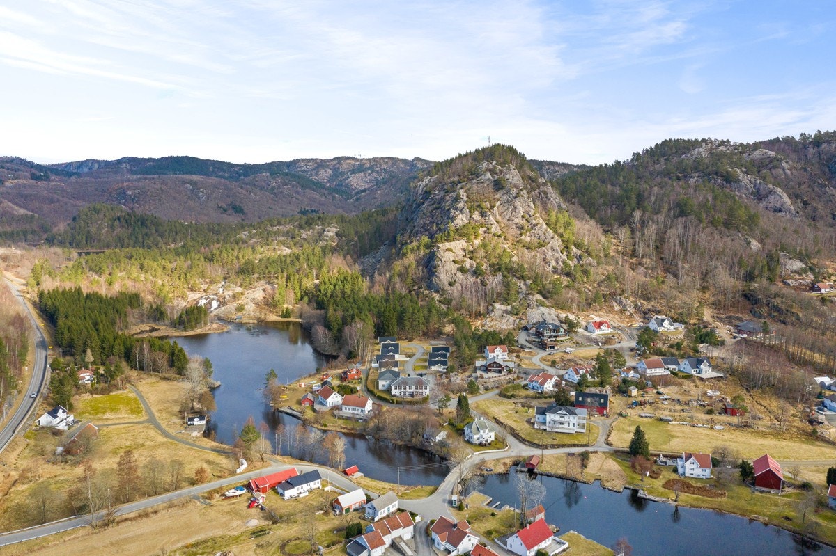 Her ligger alt til rette for herlig sommeridyll med bading, båtliv og fiske. Galleribilde