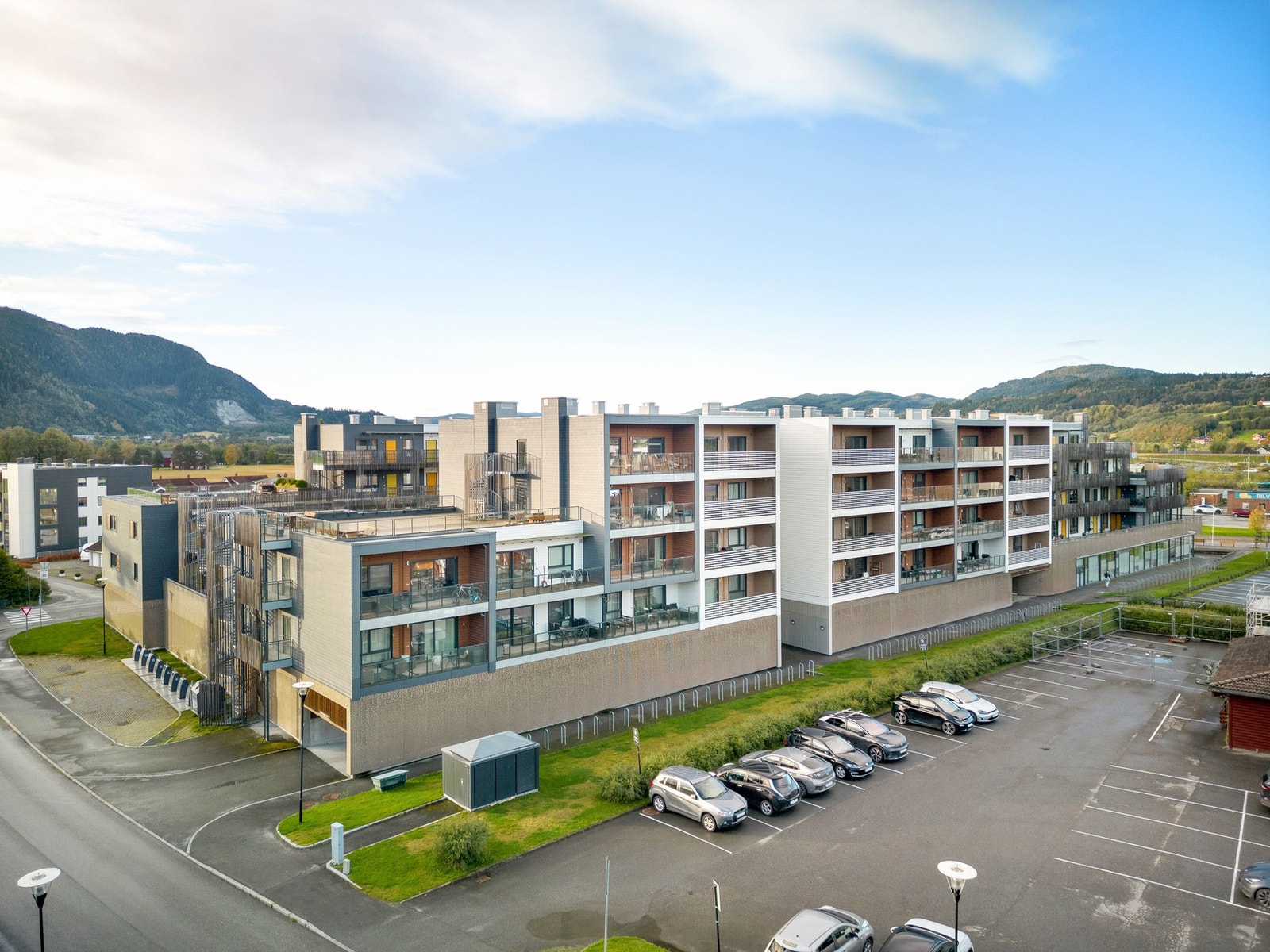Sameiet Energiparken har en svært sentral beliggenhet i Melhus sentrum. Galleribilde