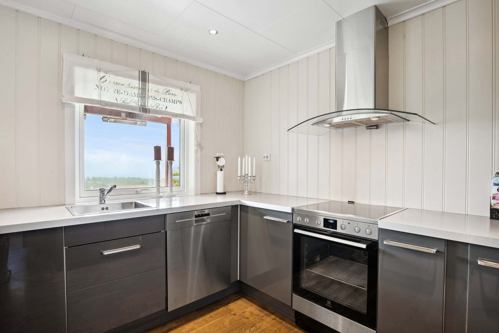 Pent kjøkken Galleribilde