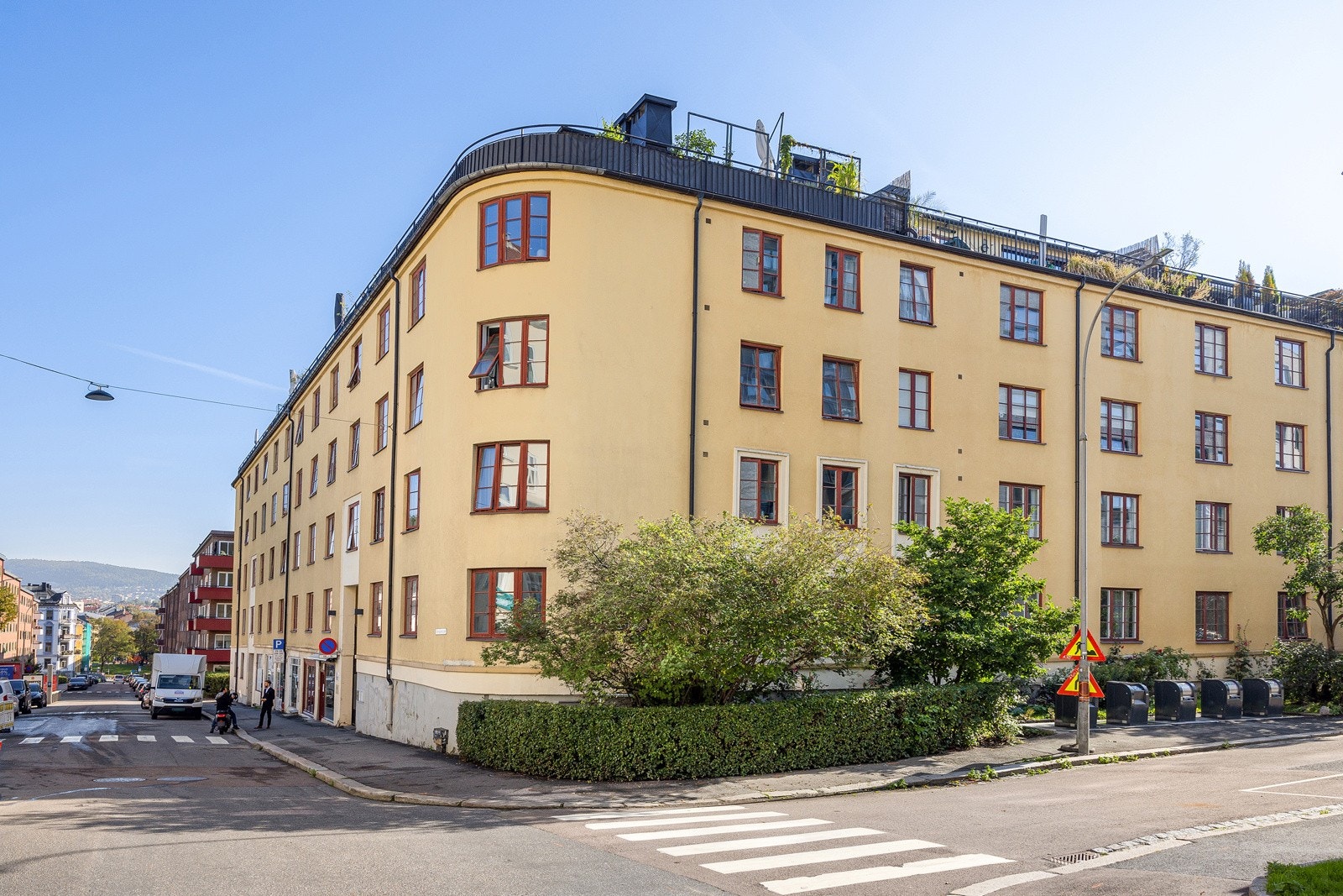 Denne leiligheten har en fredelig beliggenhet i en rolig sidegate, perfekt plassert mellom St. Hanshaugen og Kiellands plass, og med kort avstand til det meste Galleribilde