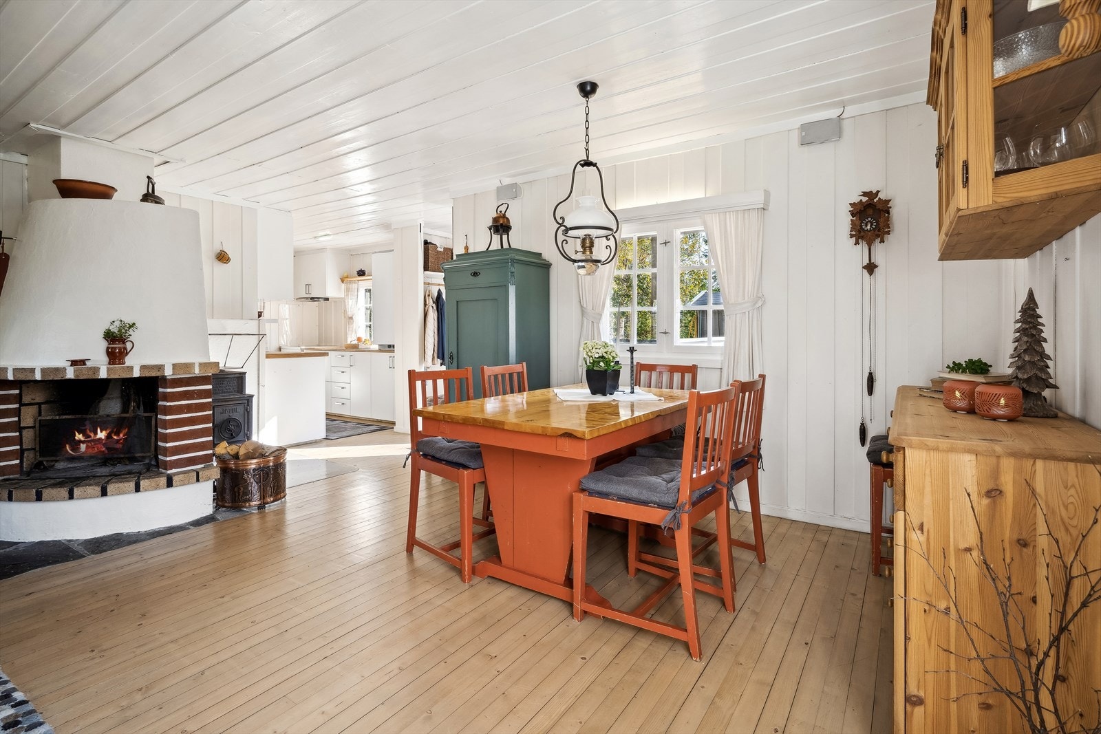 Koselig spiseplass. Galleribilde