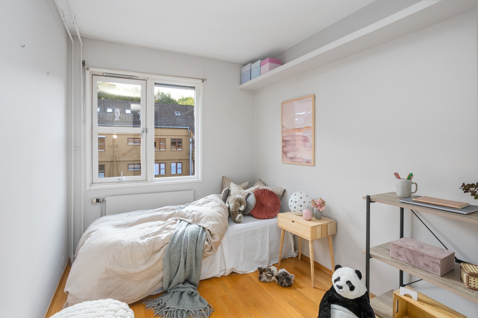 Soverom 2 er også av god størrelse. Galleribilde