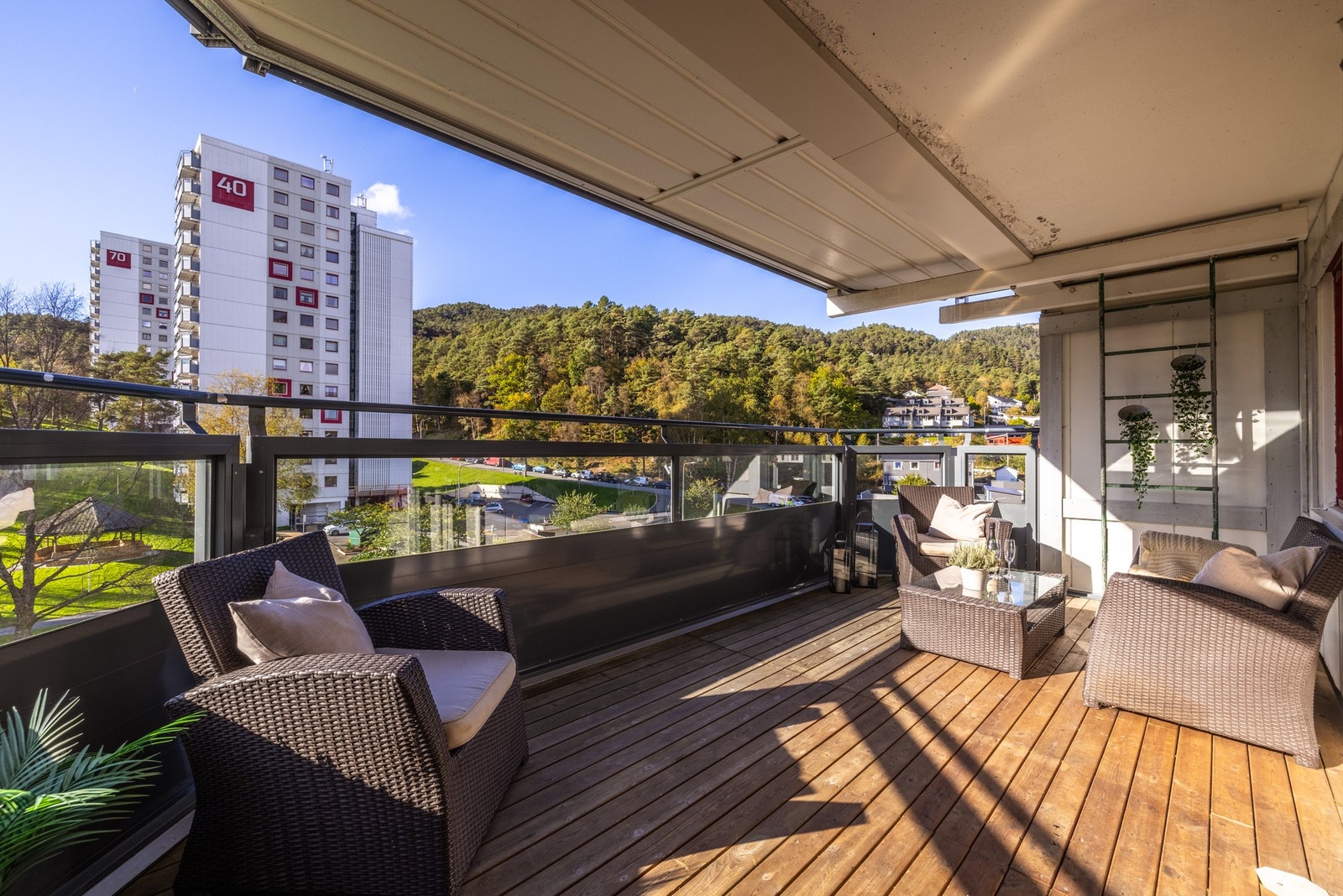 ASK Eiendomsmegling ved Marcus Ullebø har gleden av å presentere Løvåsbakken 11! Galleribilde