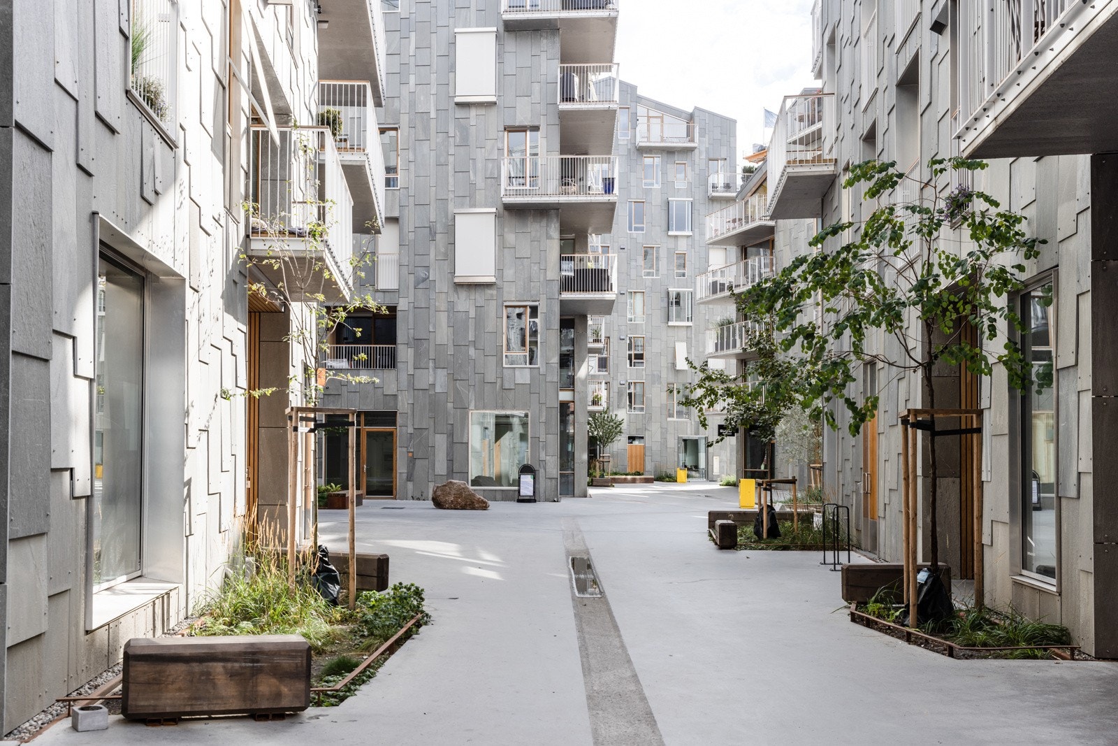 Med kort vei til Operaen, Munchmuseet, restauranter og shopping, er dette den ideelle leliligheten for deg som ønsker å bo sentralt med høy standard og utsøkt komfort! Galleribilde